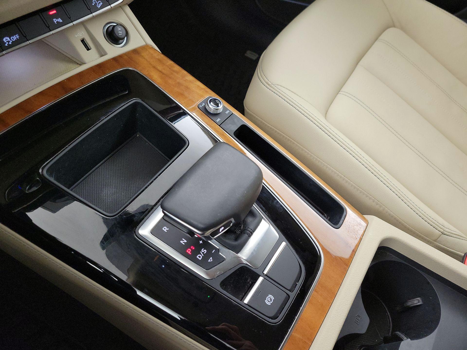 Thumbnail: 2023 Audi Q5 - 18