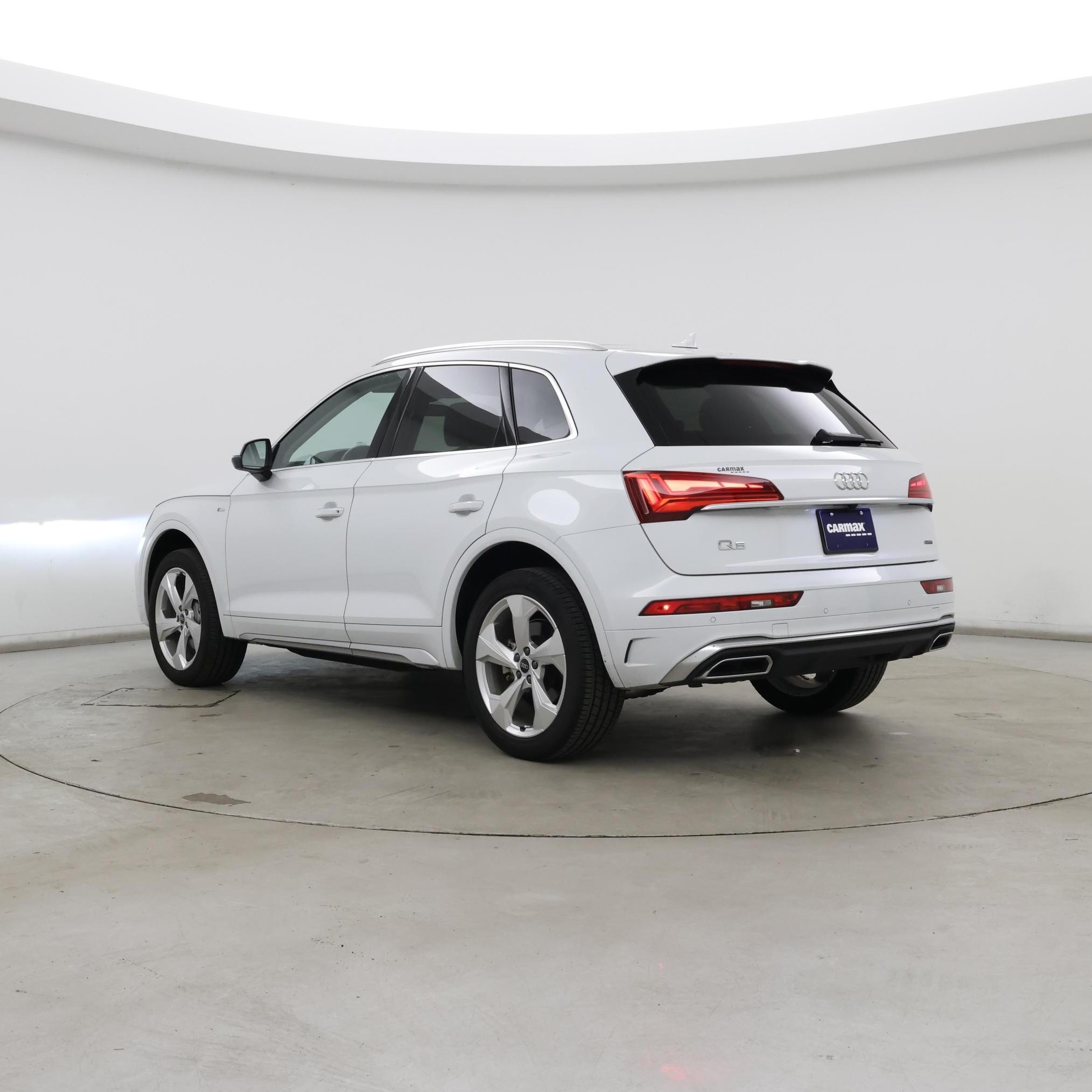 Thumbnail: 2023 Audi Q5 - 2
