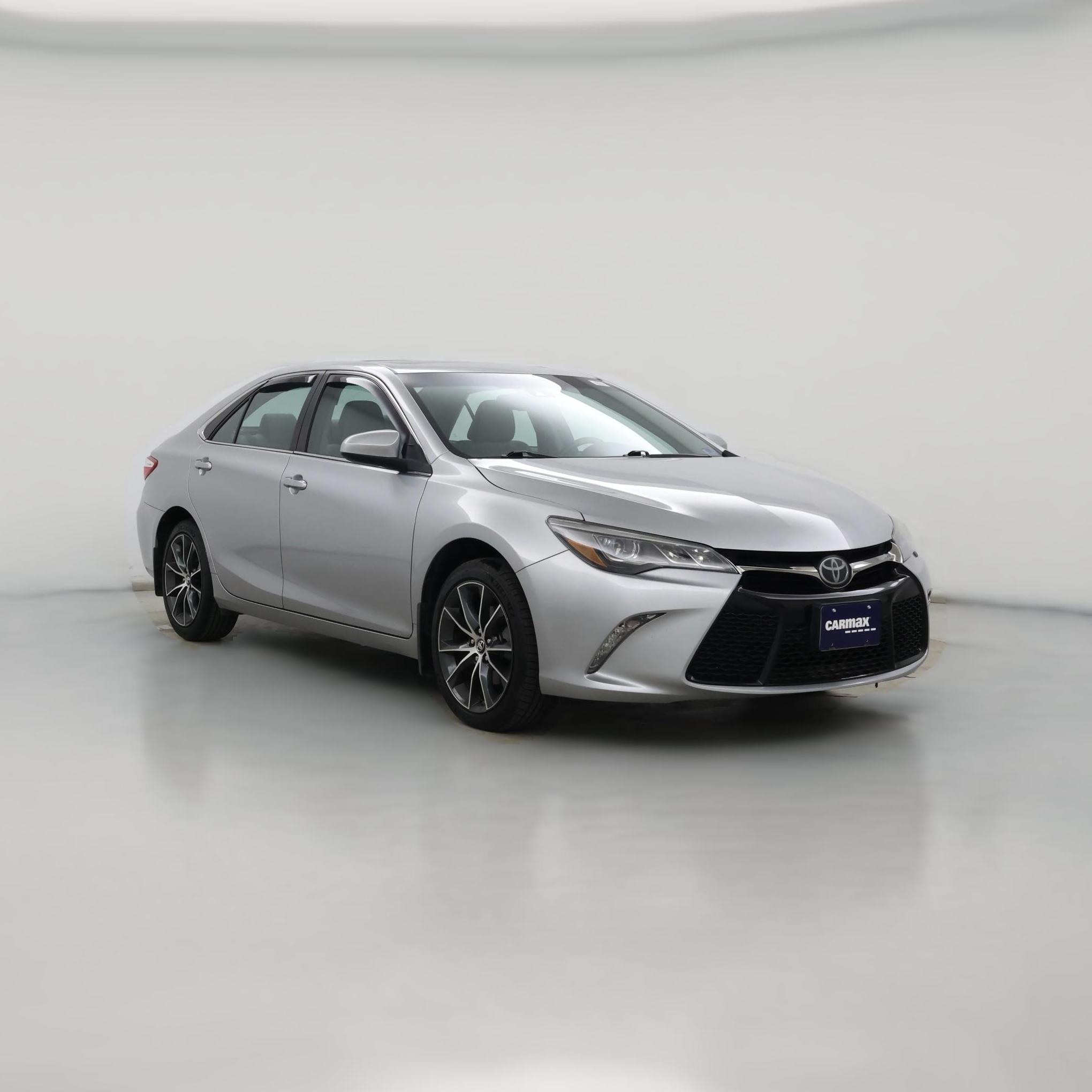 Thumbnail: 2017 Toyota Camry - 1