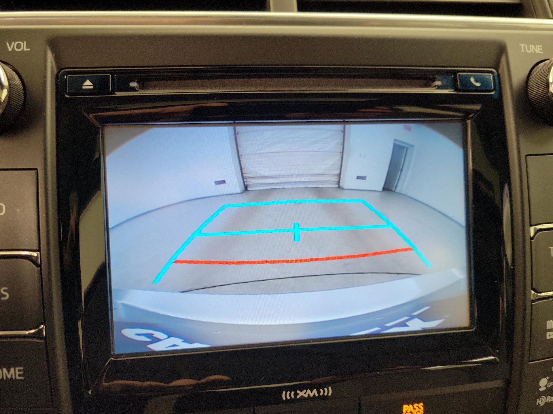 Thumbnail: 2017 Toyota Camry - 14