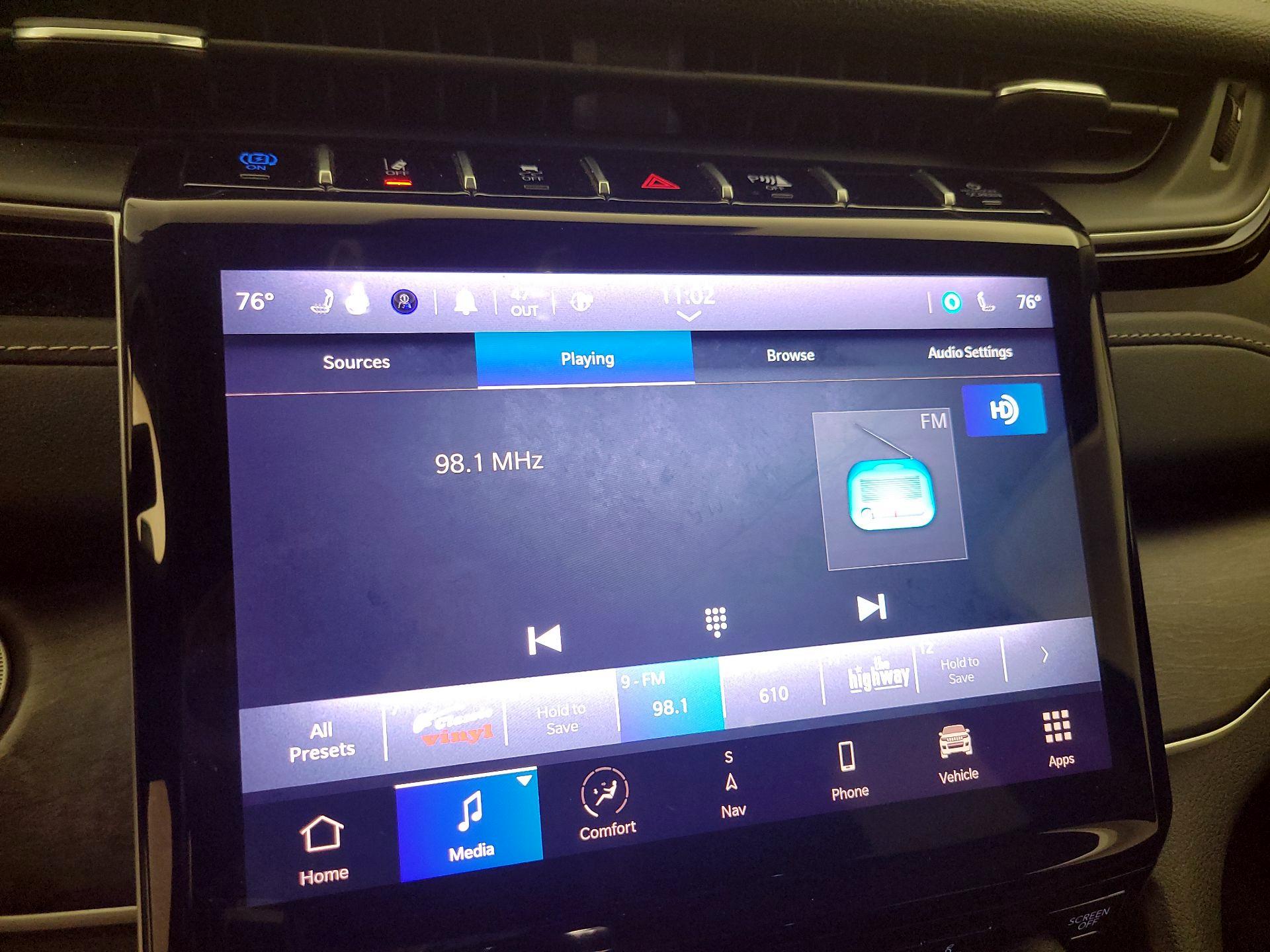 Thumbnail: 2023 Jeep Grand Cherokee - 15