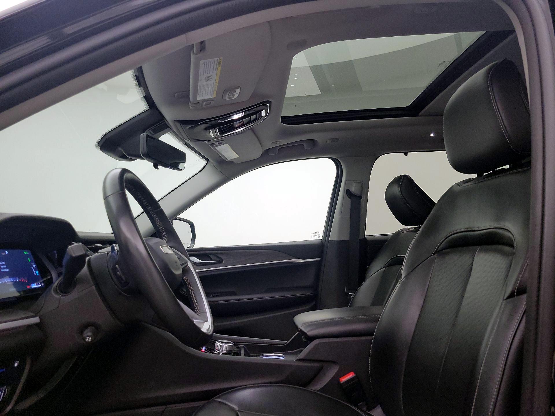 Thumbnail: 2023 Jeep Grand Cherokee - 19