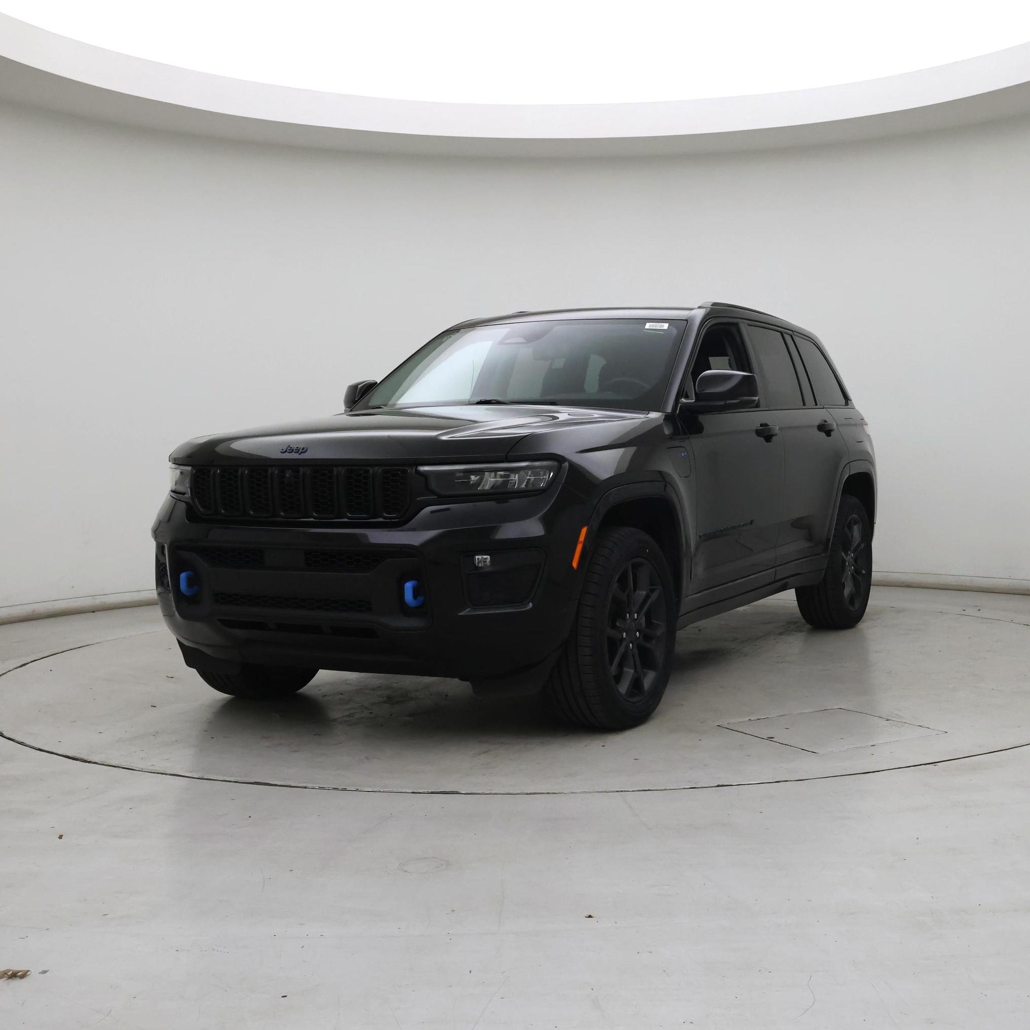Thumbnail: 2023 Jeep Grand Cherokee - 4
