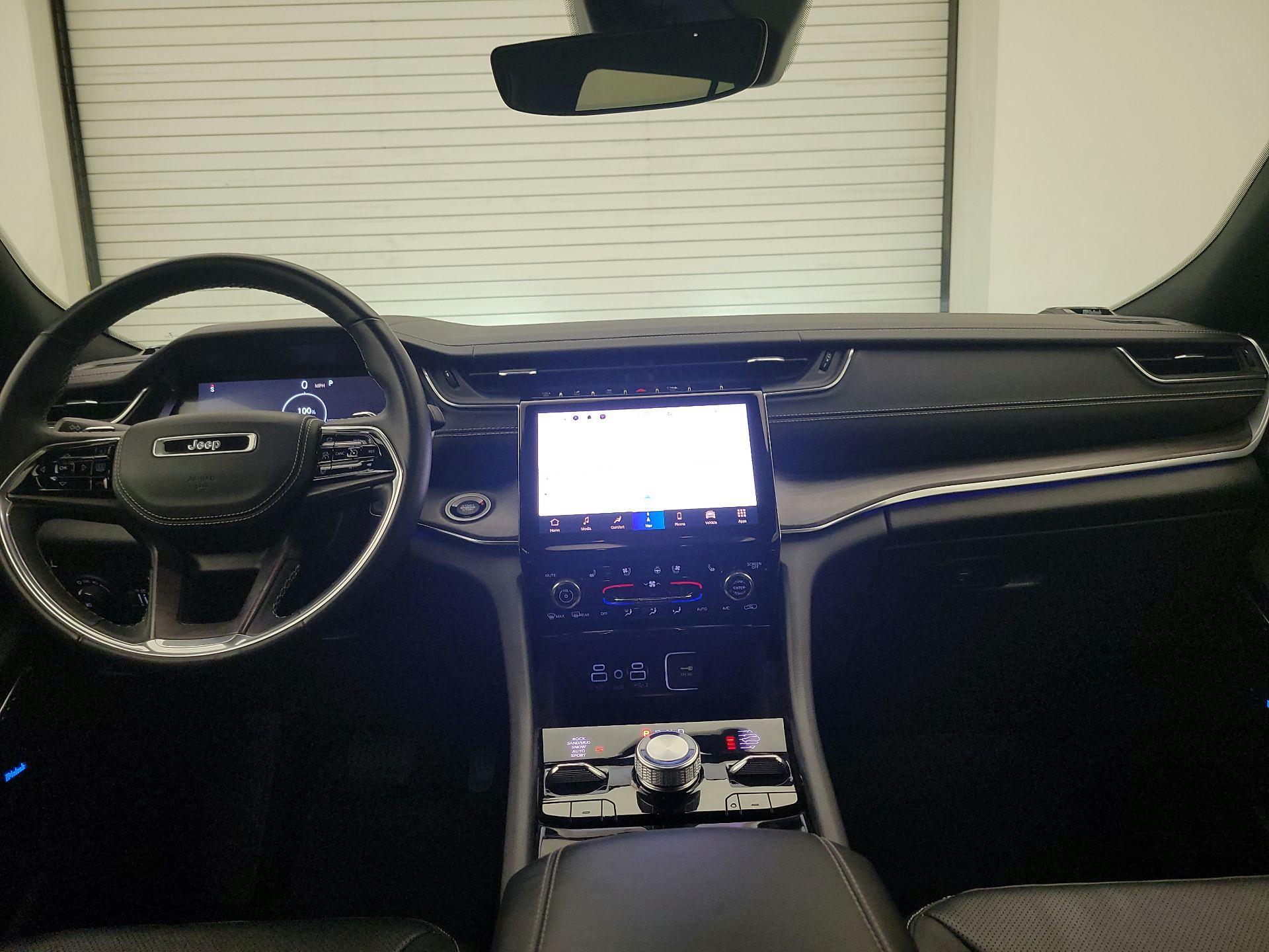 Thumbnail: 2022 Jeep Grand Cherokee L - 9