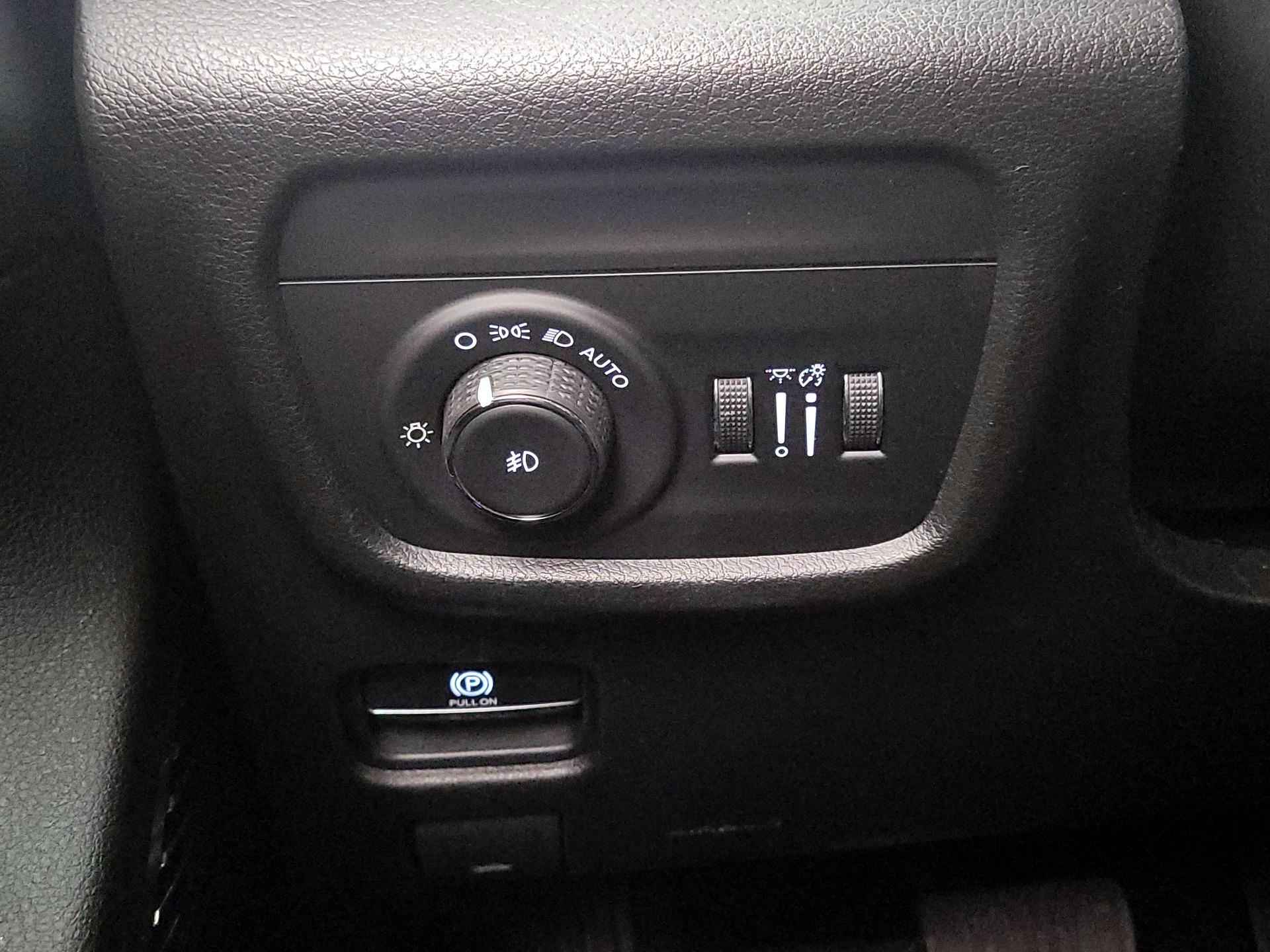 Thumbnail: 2022 Jeep Grand Cherokee L - 13