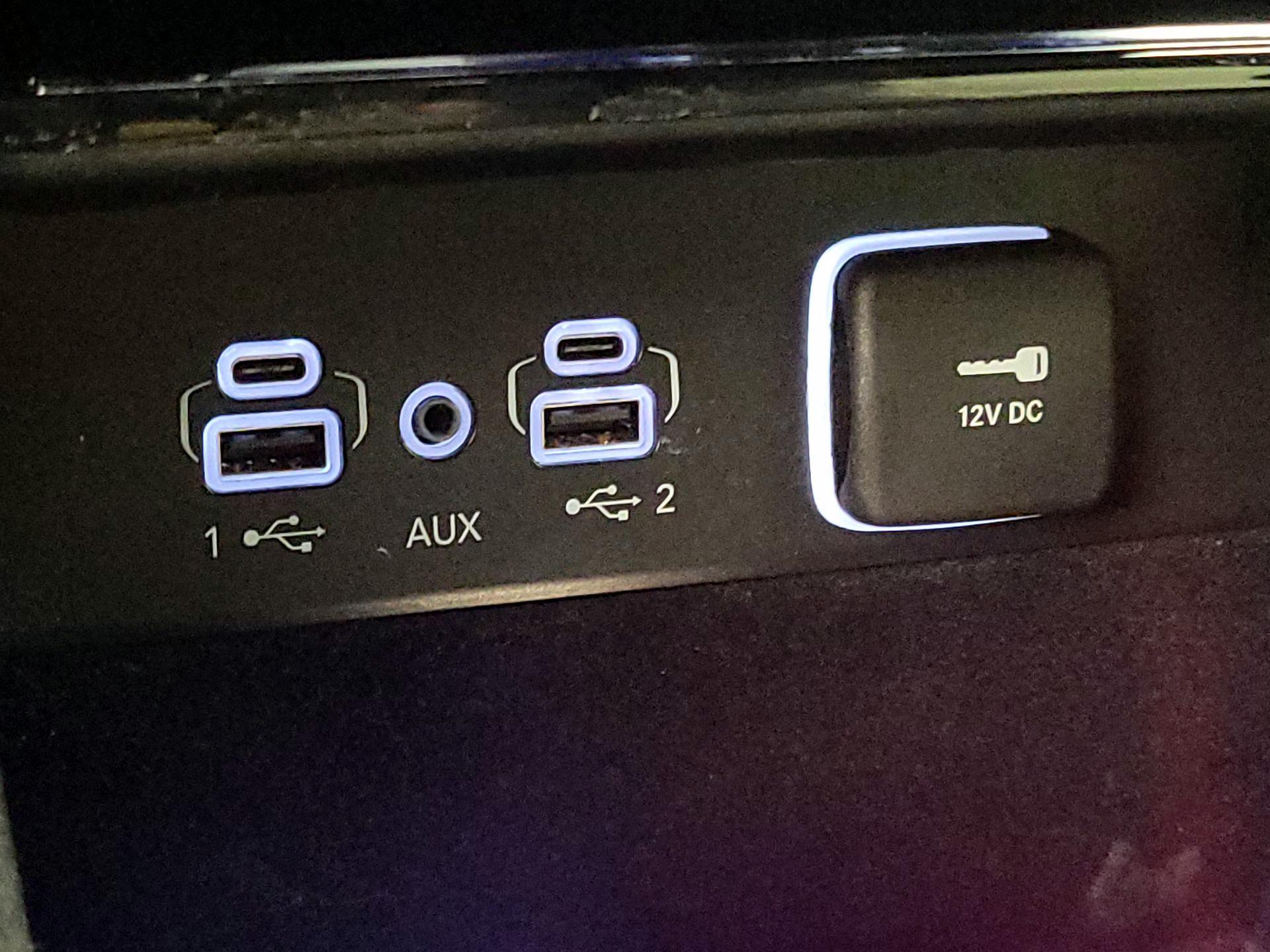 Thumbnail: 2022 Jeep Grand Cherokee L - 19