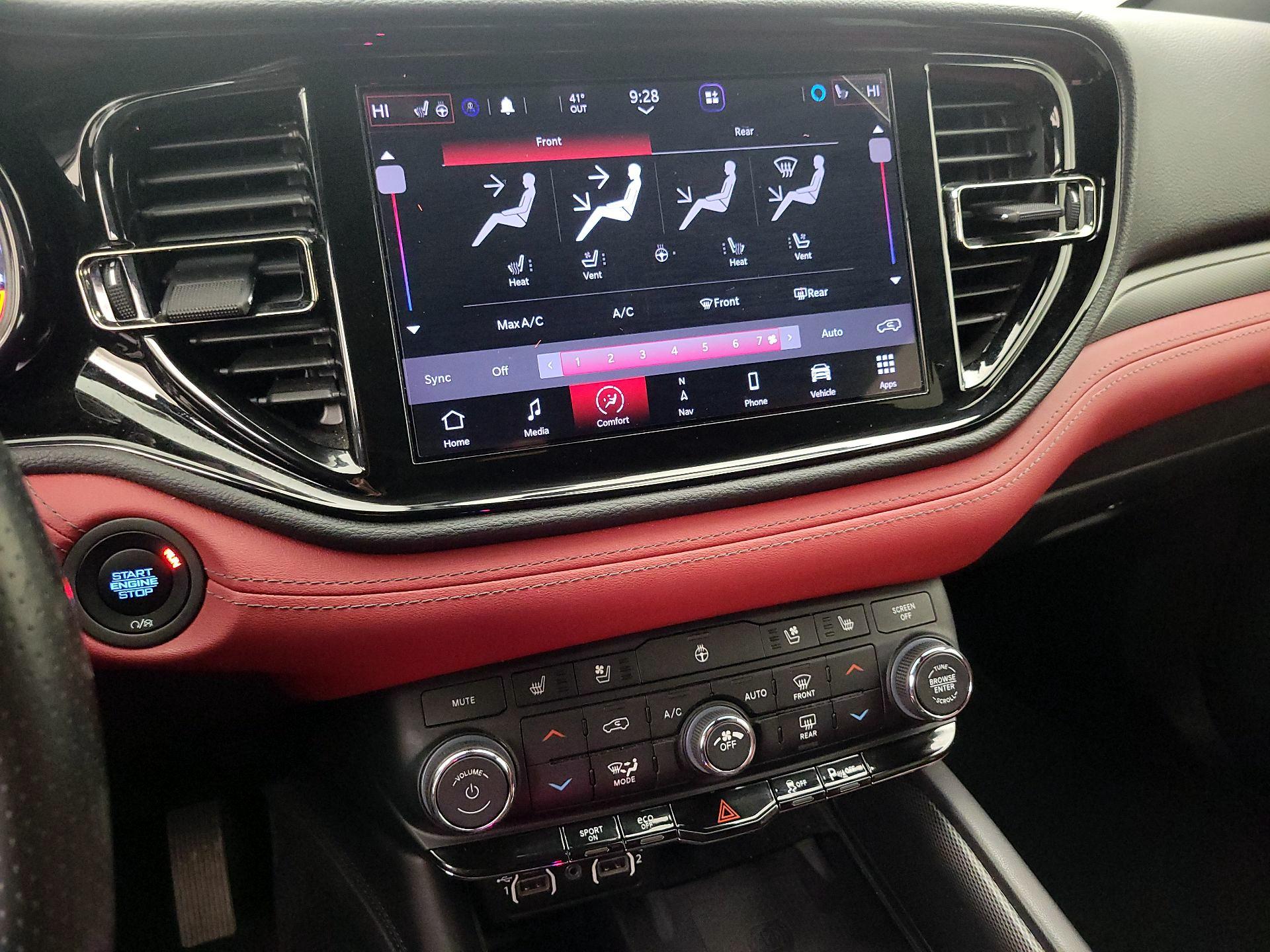 Thumbnail: 2022 Dodge Durango - 16