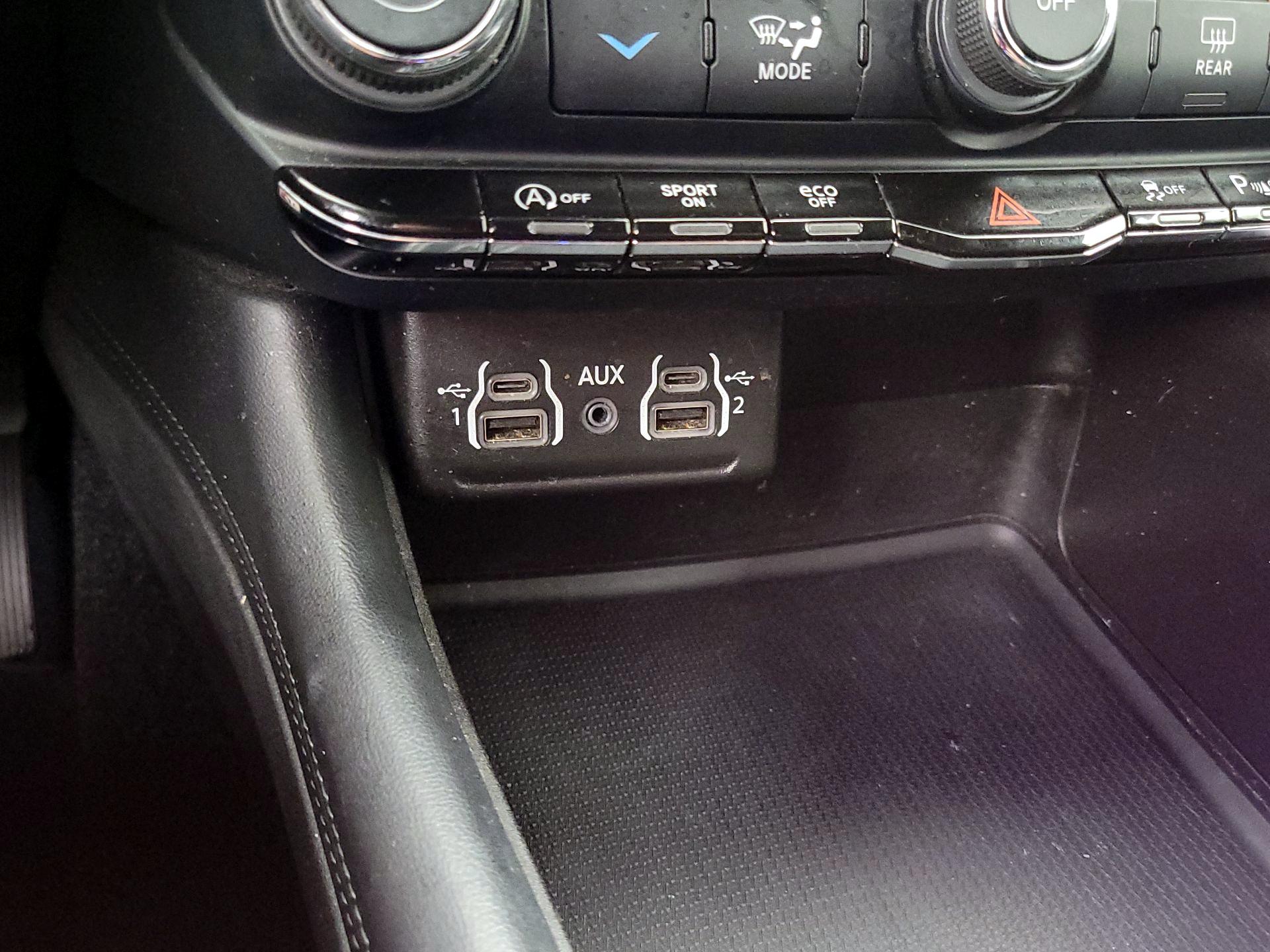 Thumbnail: 2022 Dodge Durango - 18