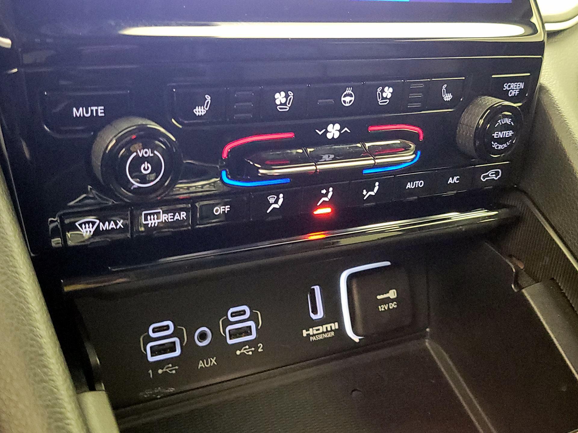 Thumbnail: 2023 Jeep Grand Cherokee - 17