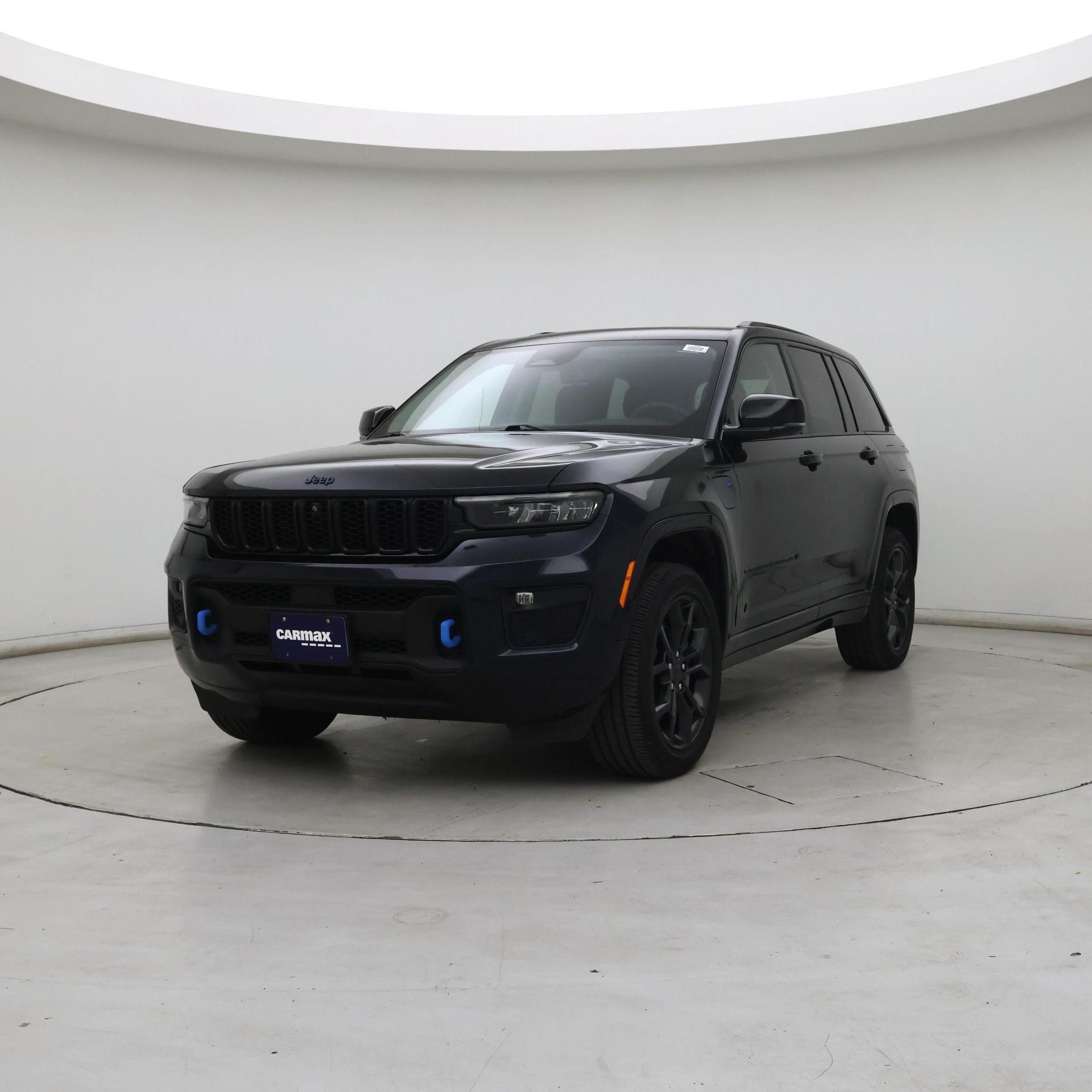 Thumbnail: 2023 Jeep Grand Cherokee - 4