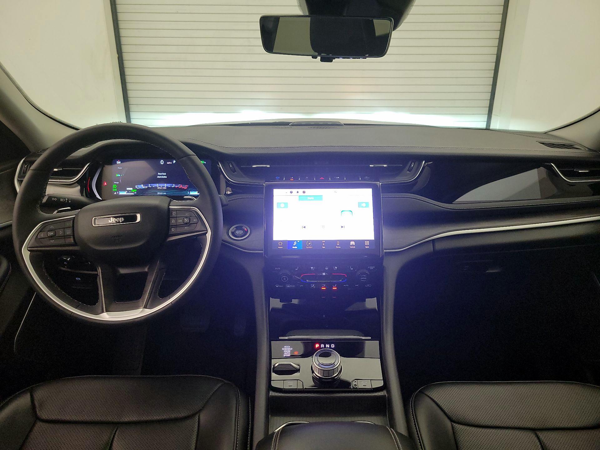 Thumbnail: 2023 Jeep Grand Cherokee - 9