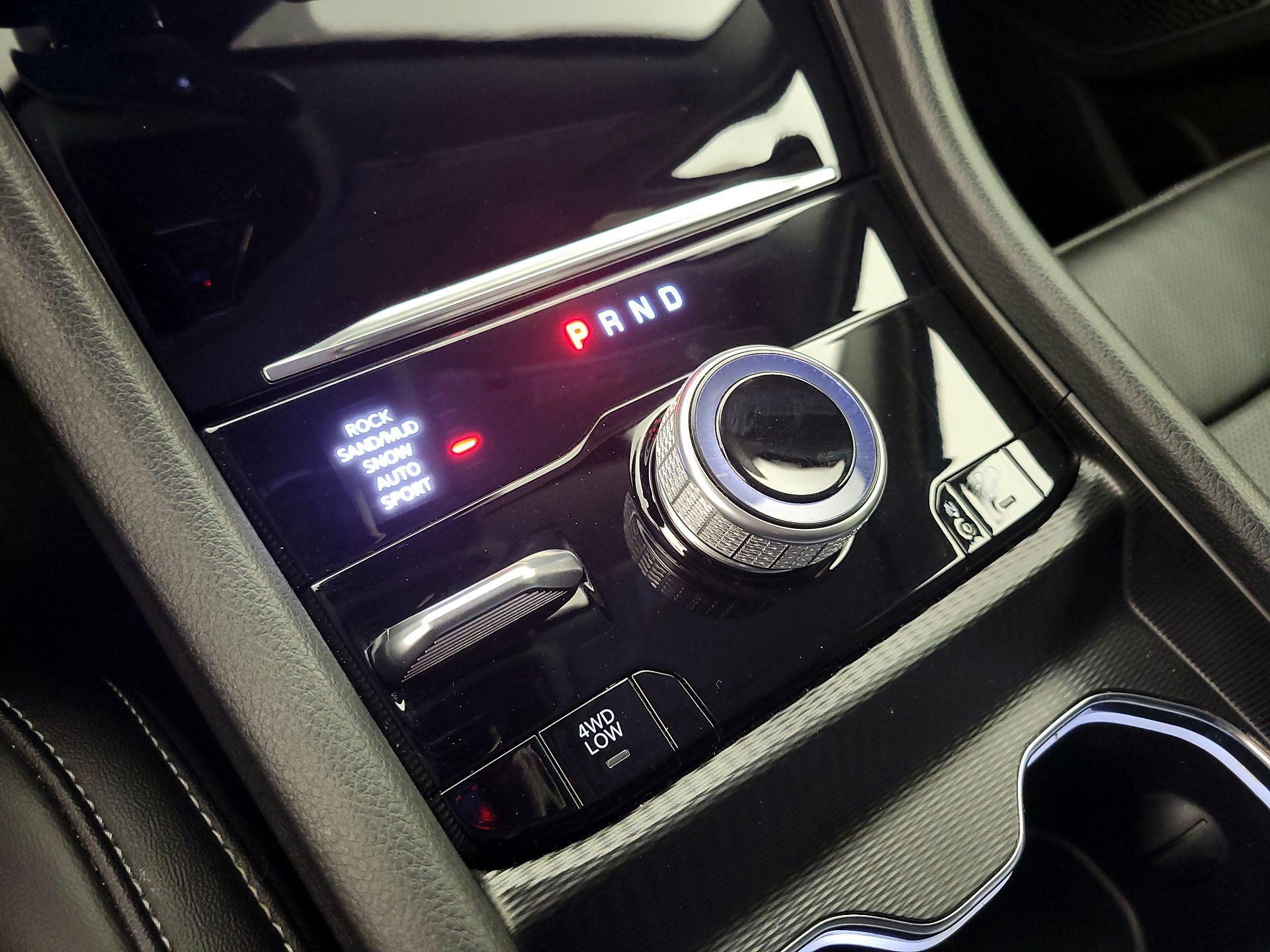 Thumbnail: 2023 Jeep Grand Cherokee - 17