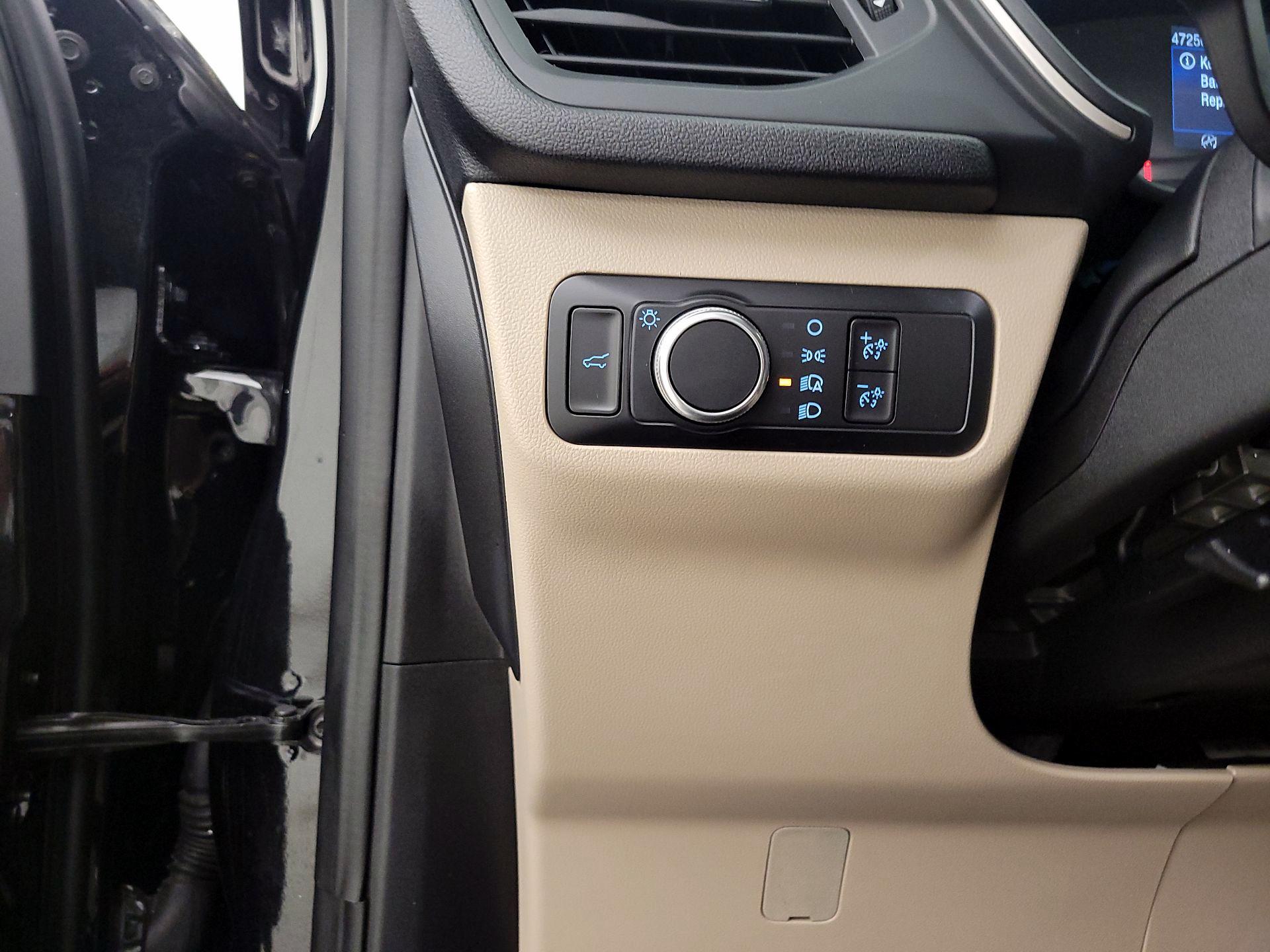 Thumbnail: 2022 Ford Escape - 13