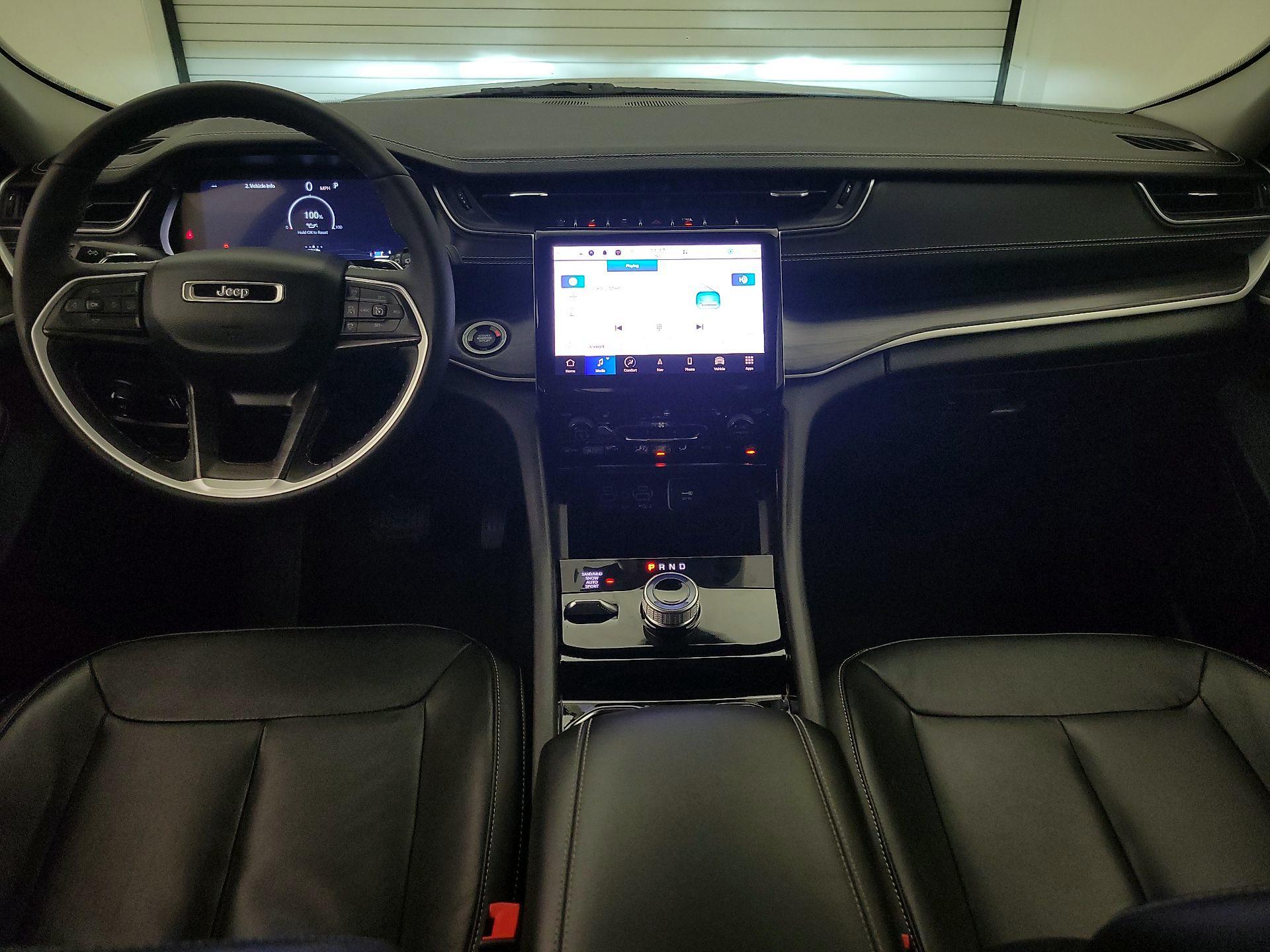 Thumbnail: 2023 Jeep Grand Cherokee - 9