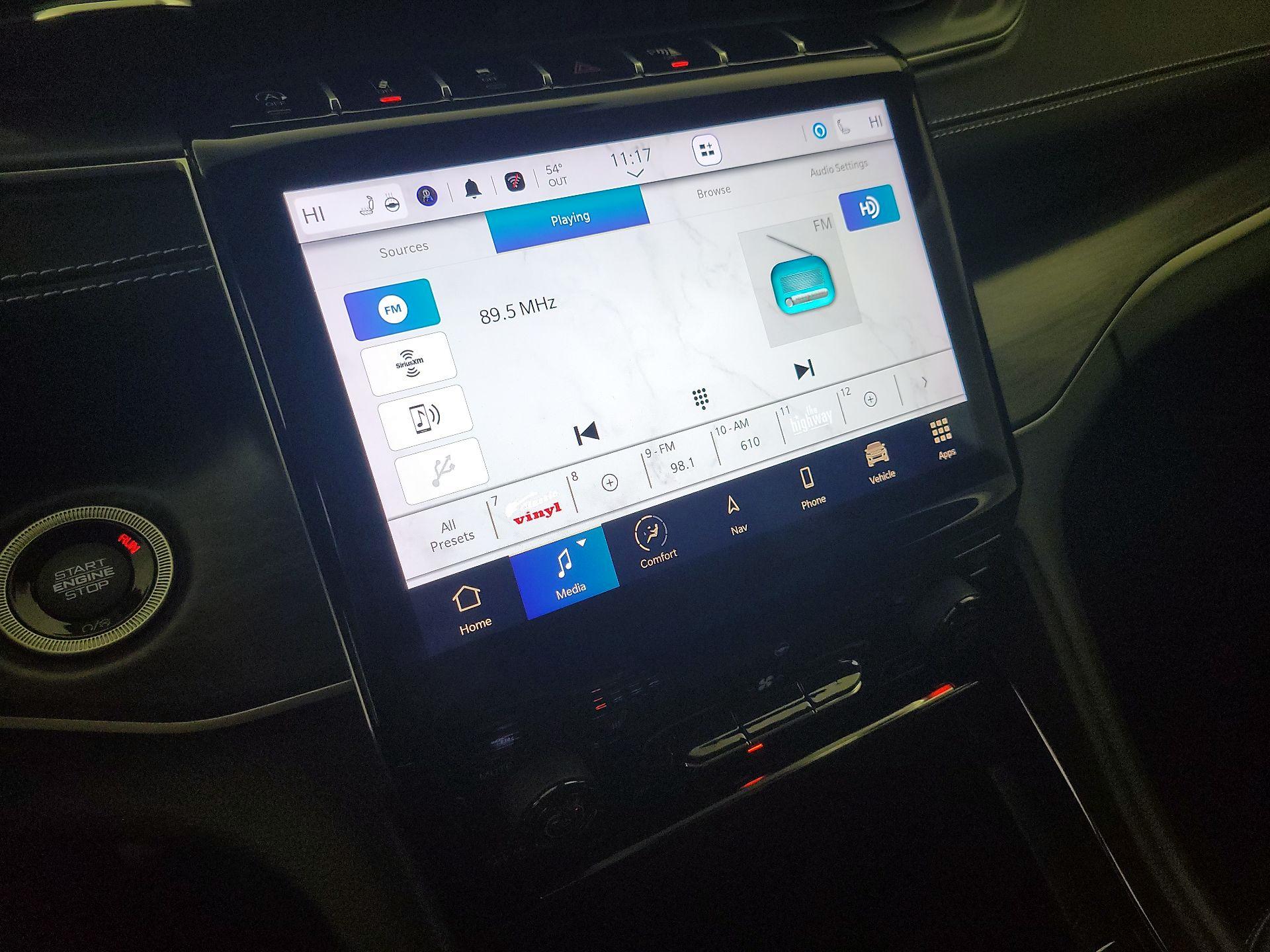 Thumbnail: 2023 Jeep Grand Cherokee - 15