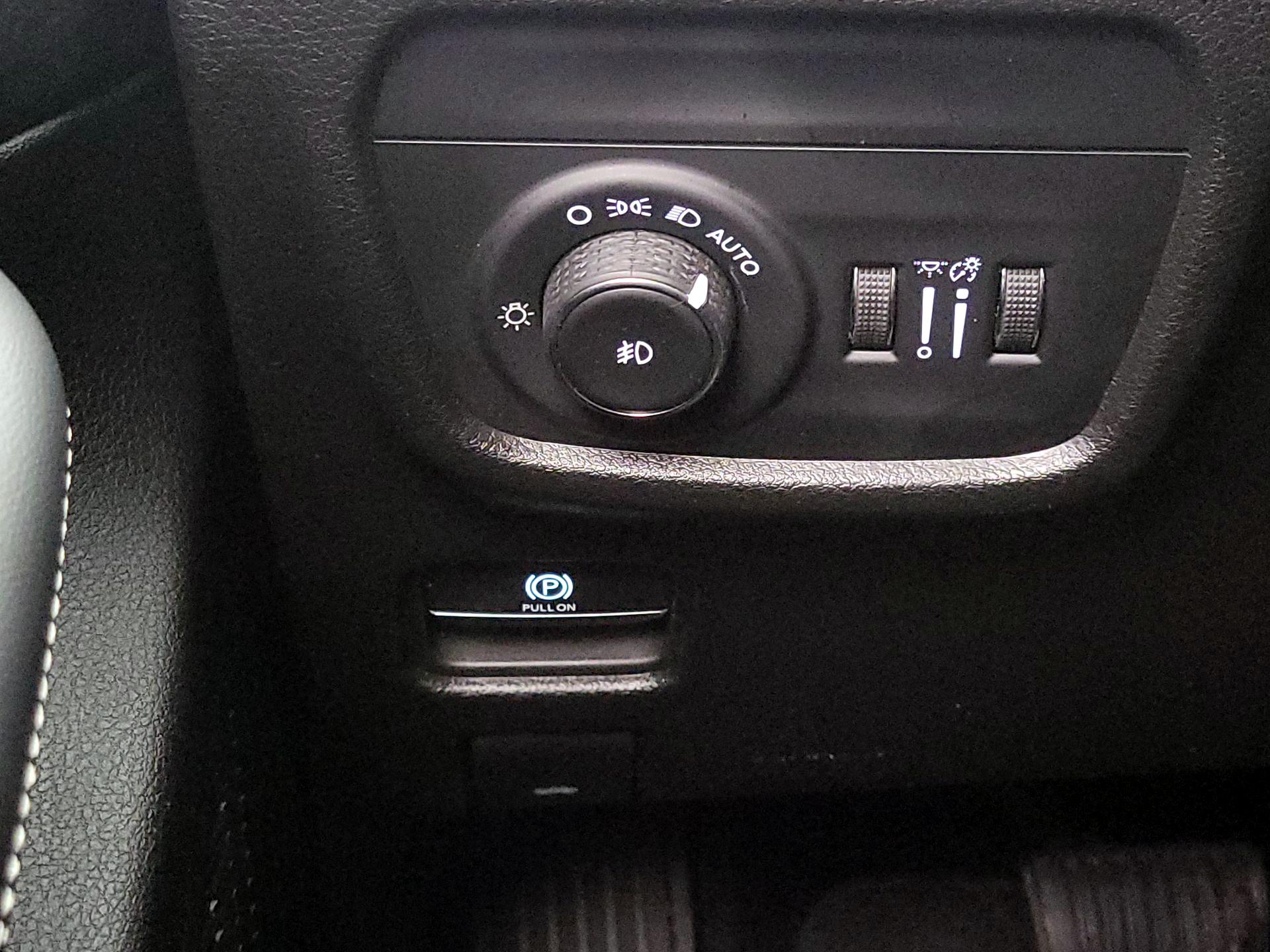 Thumbnail: 2023 Jeep Grand Cherokee - 13