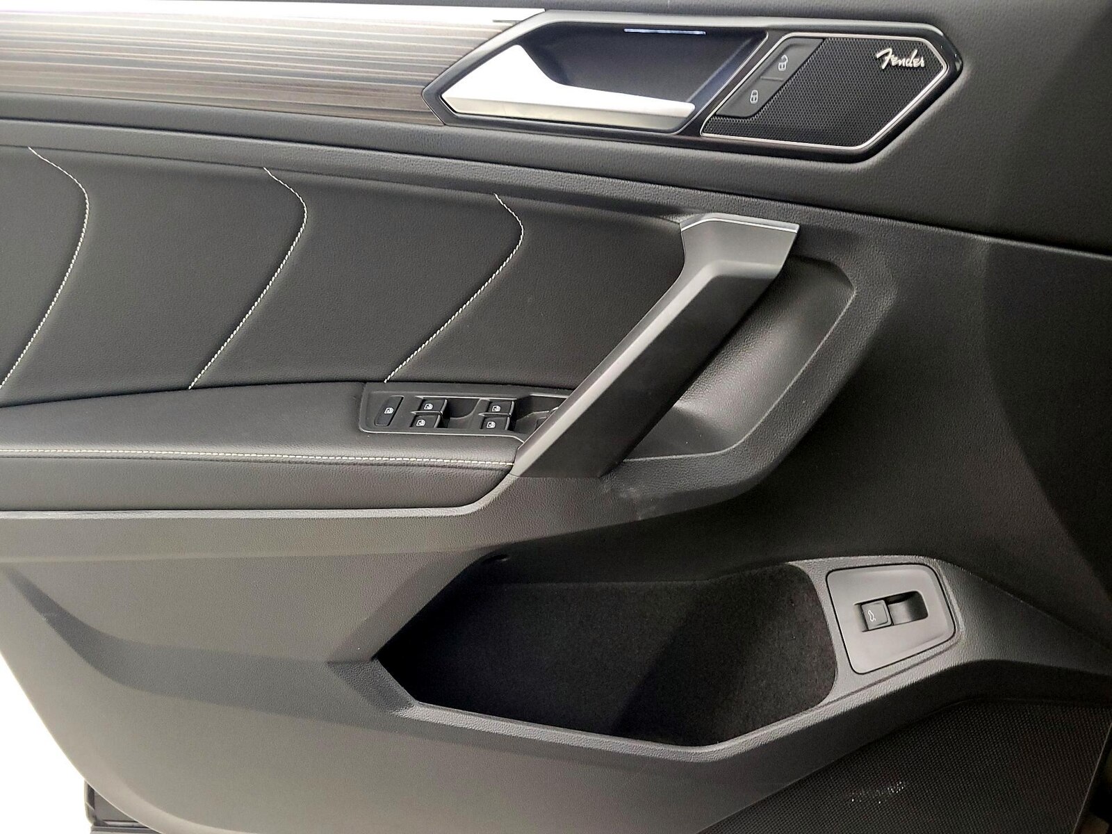 2022 Volkswagen Tiguan SEL R-LINE - Photo 13