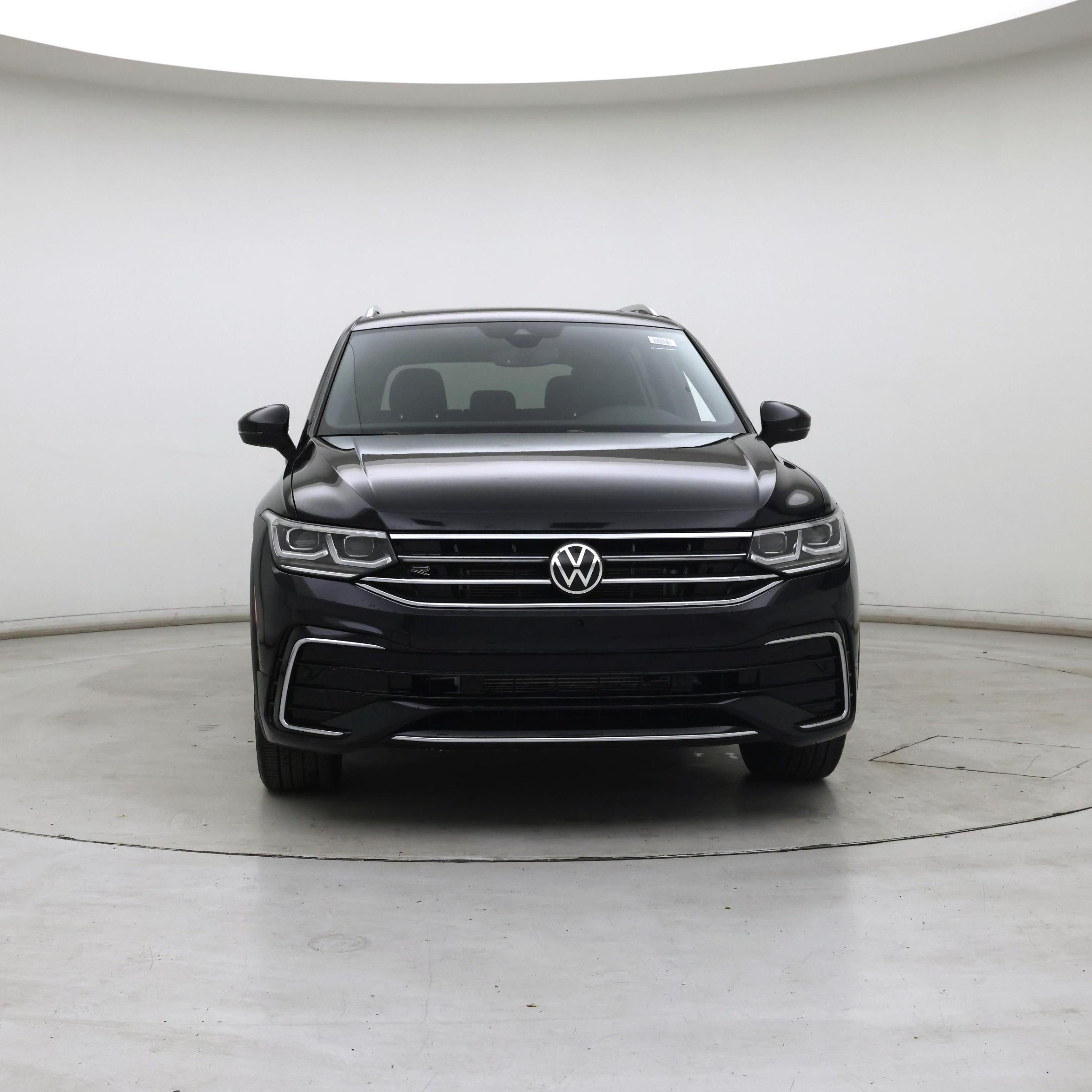Thumbnail: 2022 Volkswagen Tiguan - 5