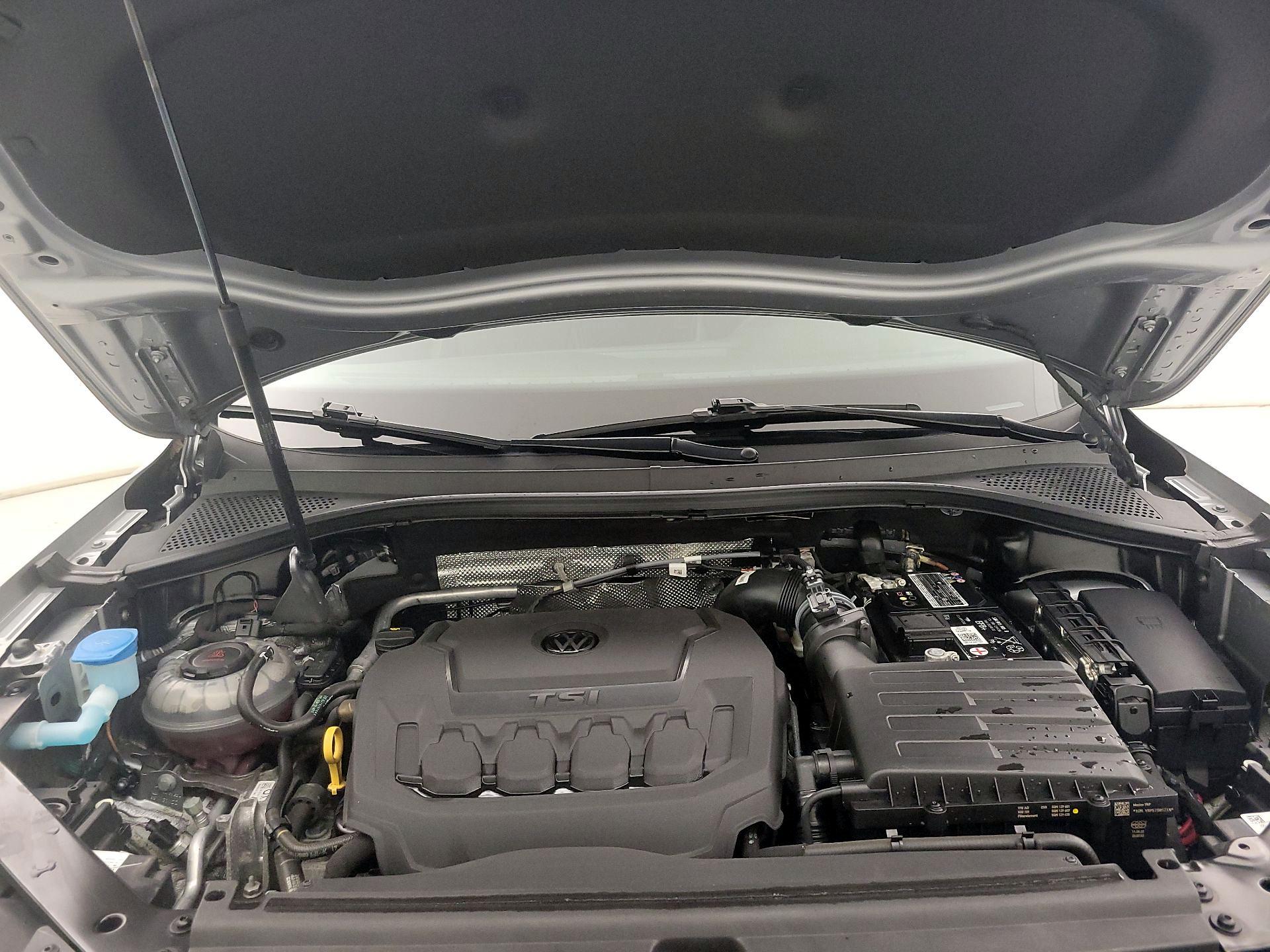 Thumbnail: 2022 Volkswagen Tiguan - 19