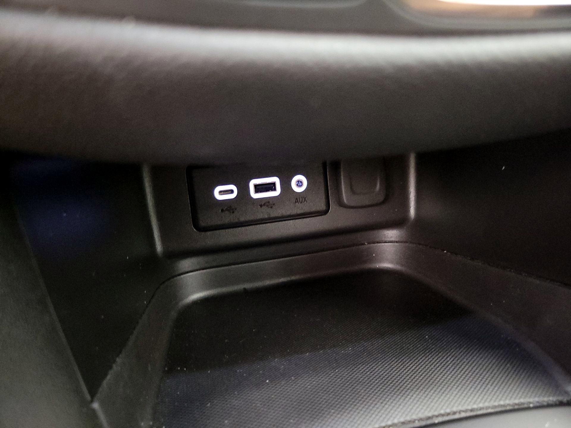 Thumbnail: 2023 Chevrolet Equinox - 18