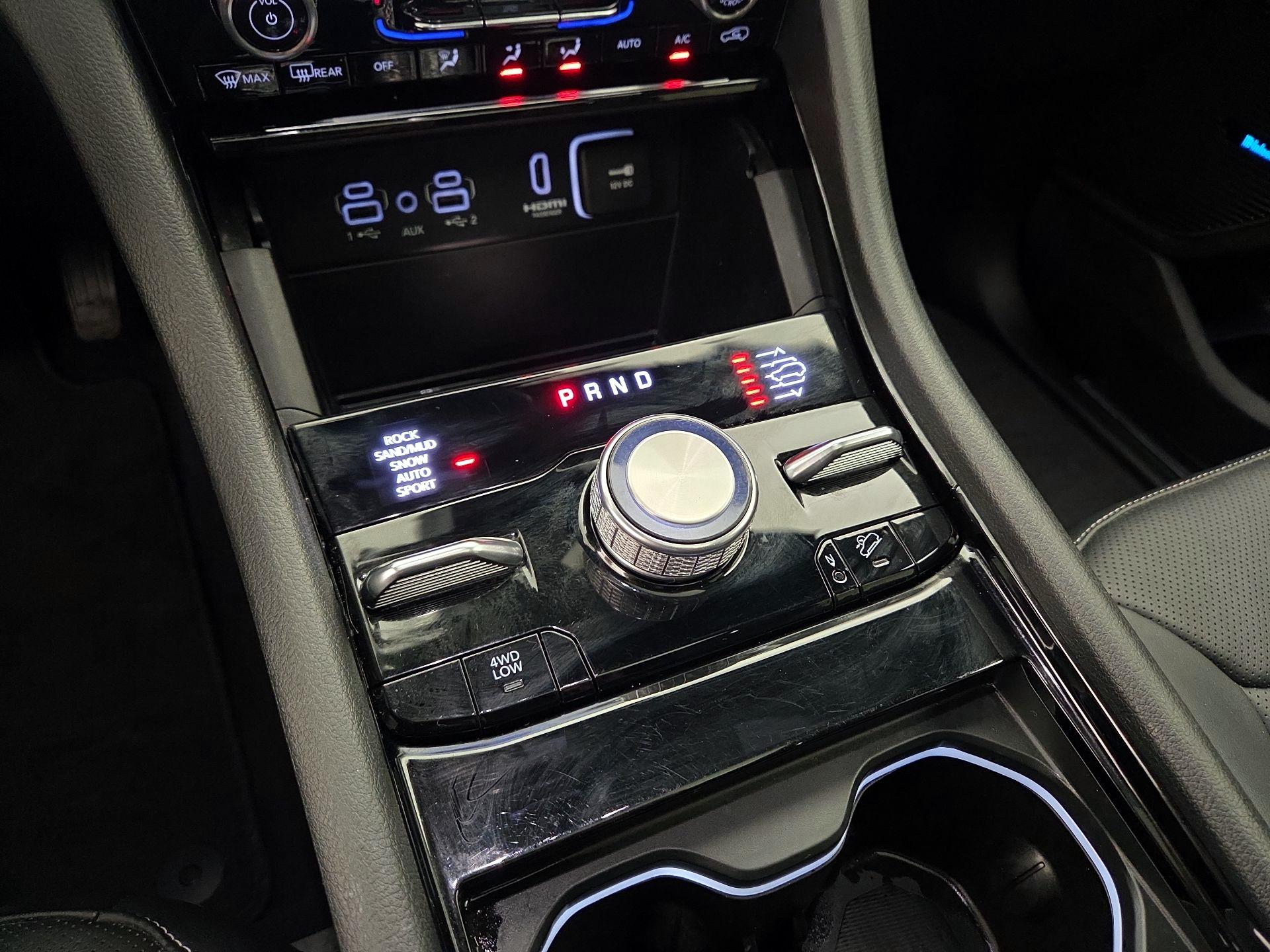 Thumbnail: 2023 Jeep Grand Cherokee - 16