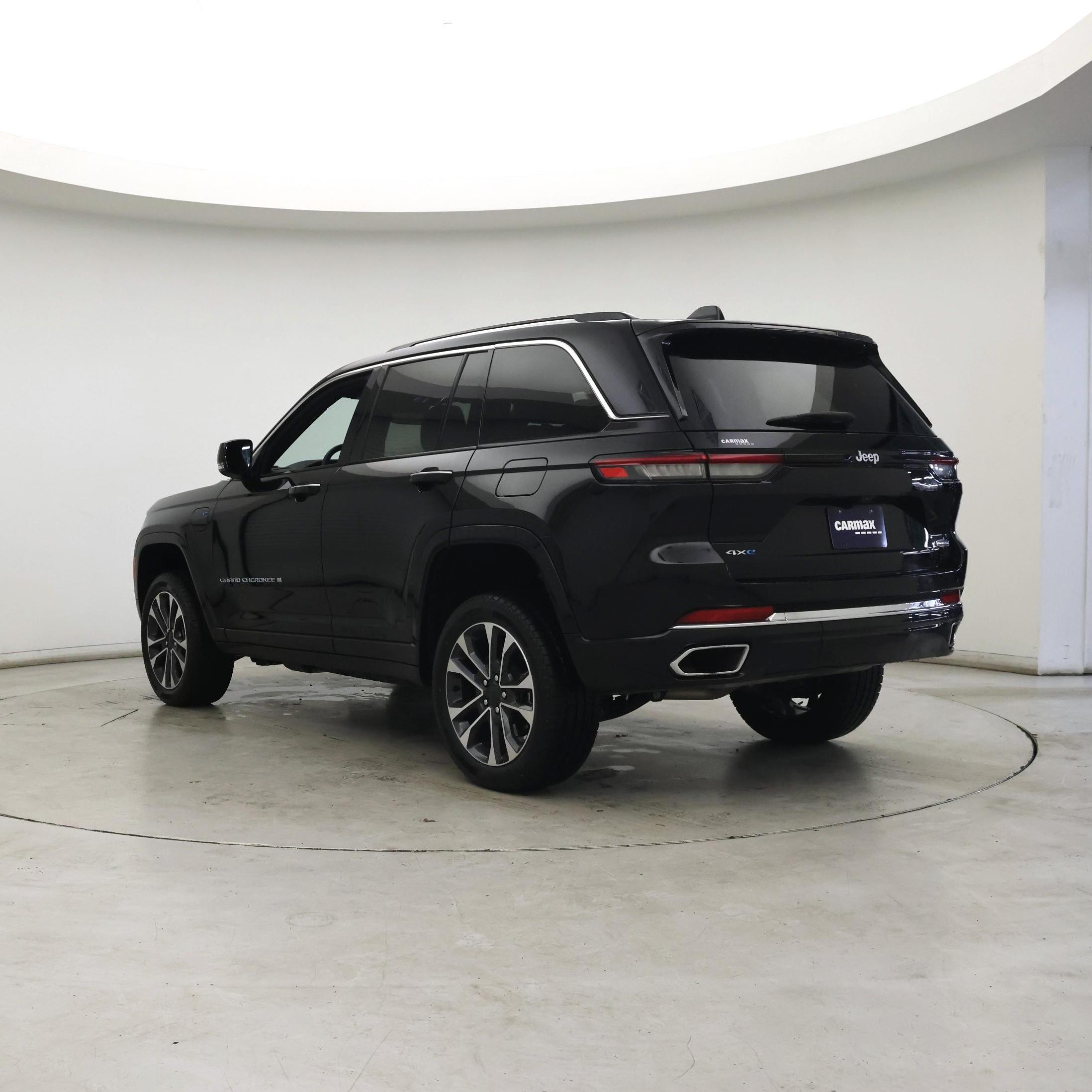 Thumbnail: 2023 Jeep Grand Cherokee - 2