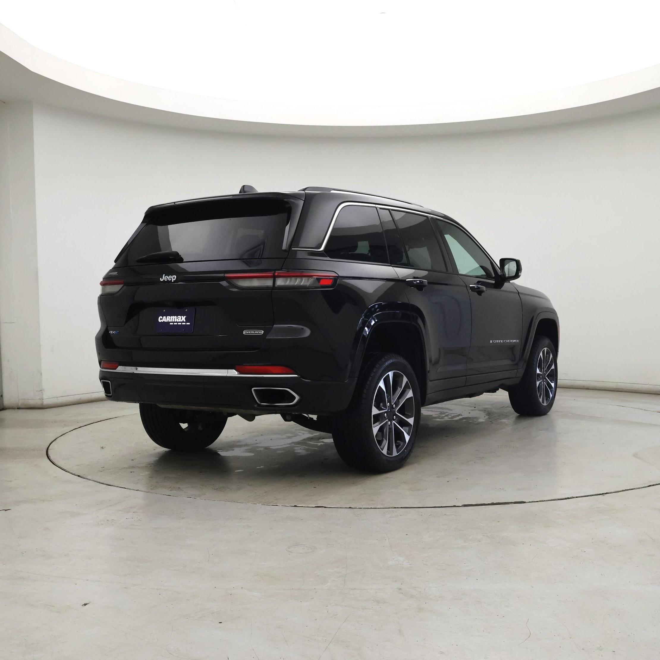 Thumbnail: 2023 Jeep Grand Cherokee - 8