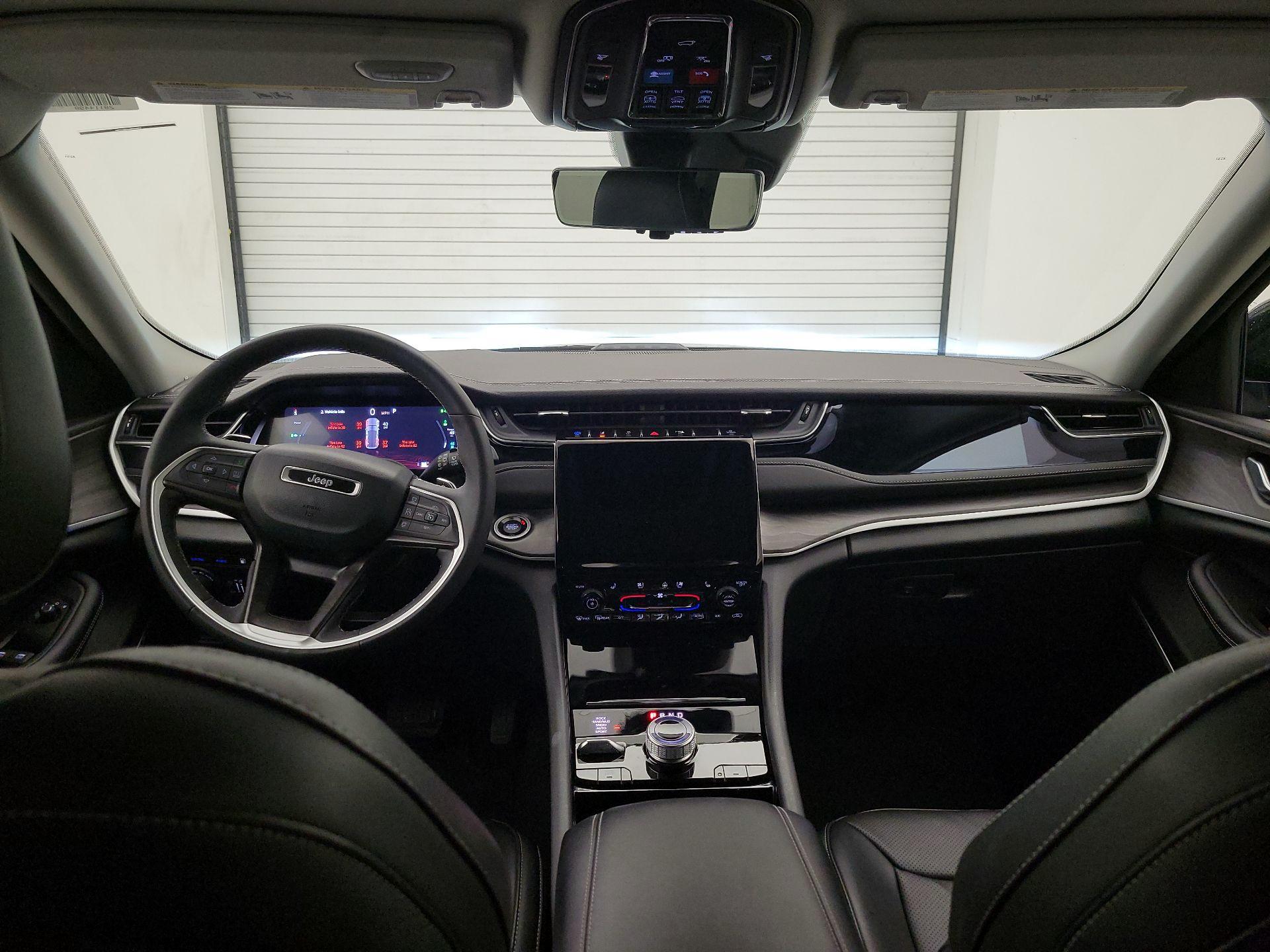 Thumbnail: 2023 Jeep Grand Cherokee - 9