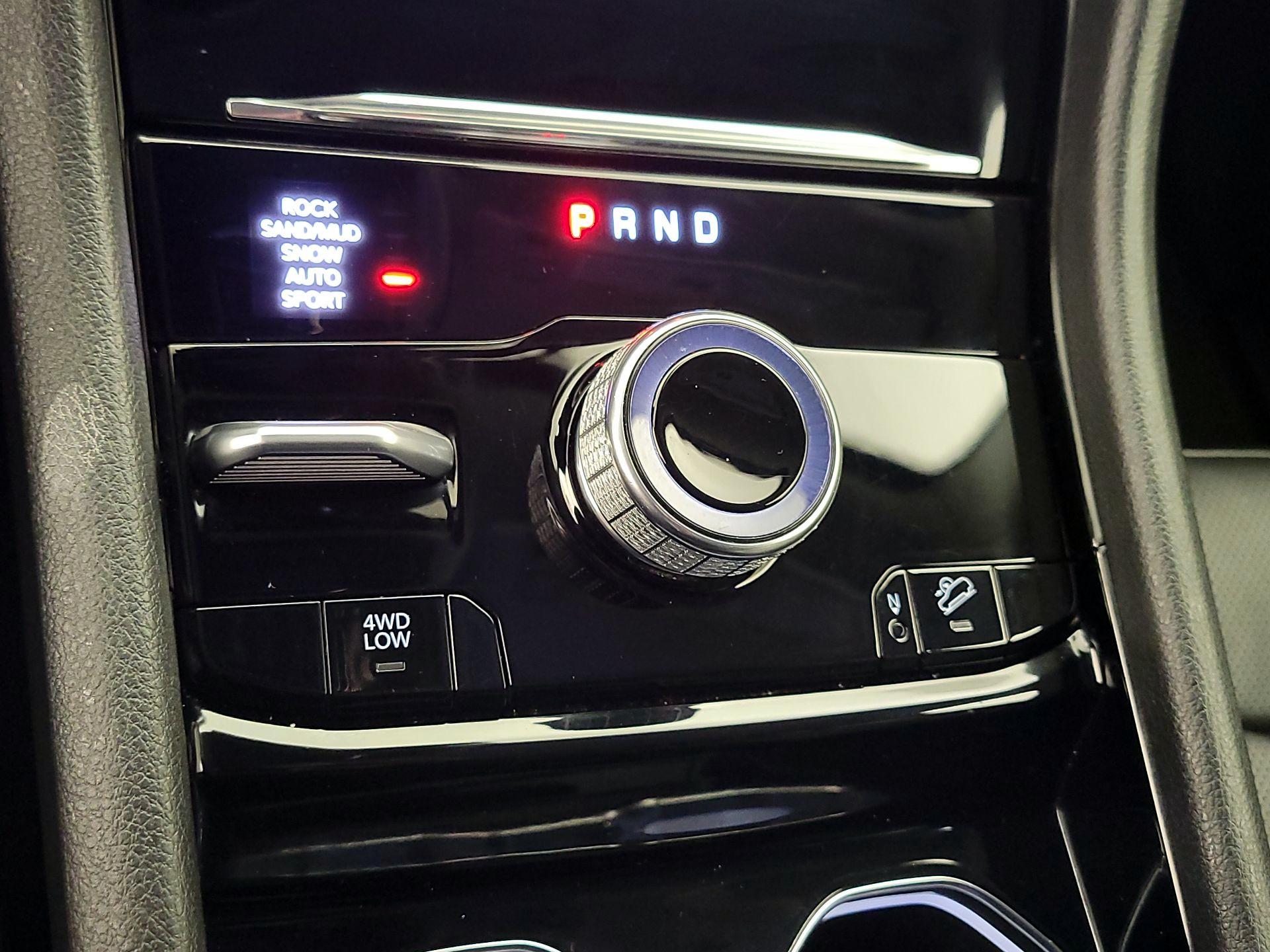 Thumbnail: 2023 Jeep Grand Cherokee - 17