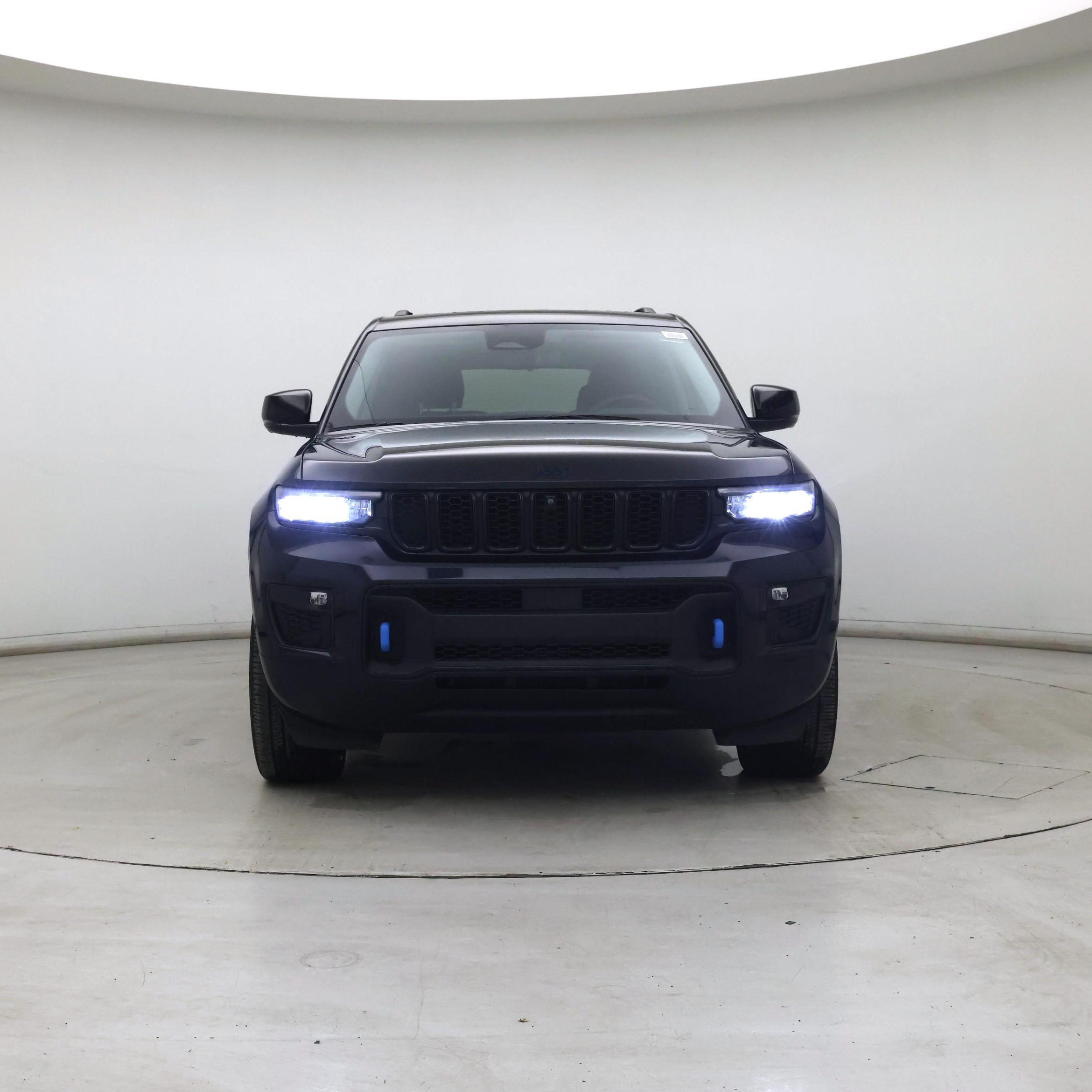 Thumbnail: 2023 Jeep Grand Cherokee - 5