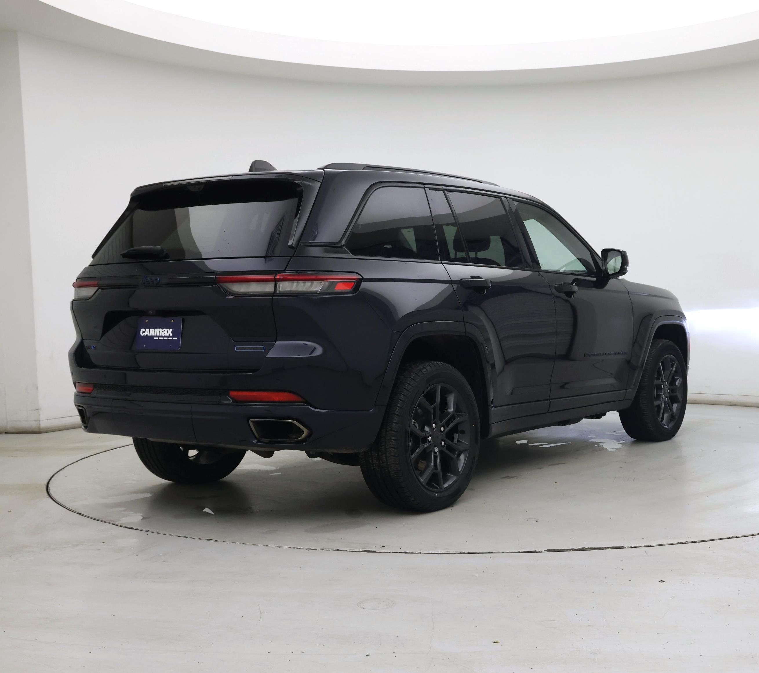 Thumbnail: 2023 Jeep Grand Cherokee - 8