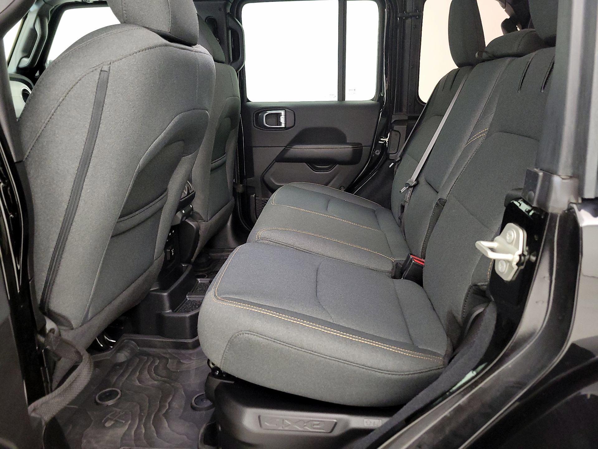 Thumbnail: 2024 Jeep Wrangler - 18