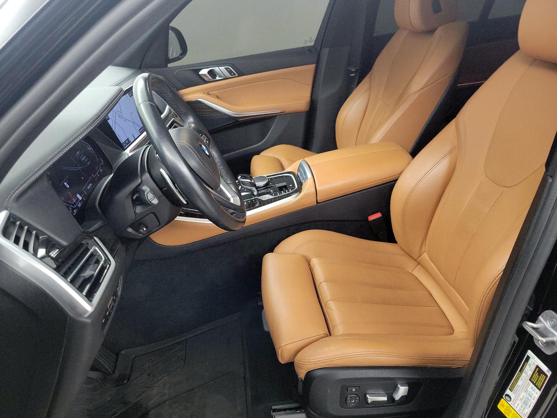 Thumbnail: 2021 BMW X5 - 11