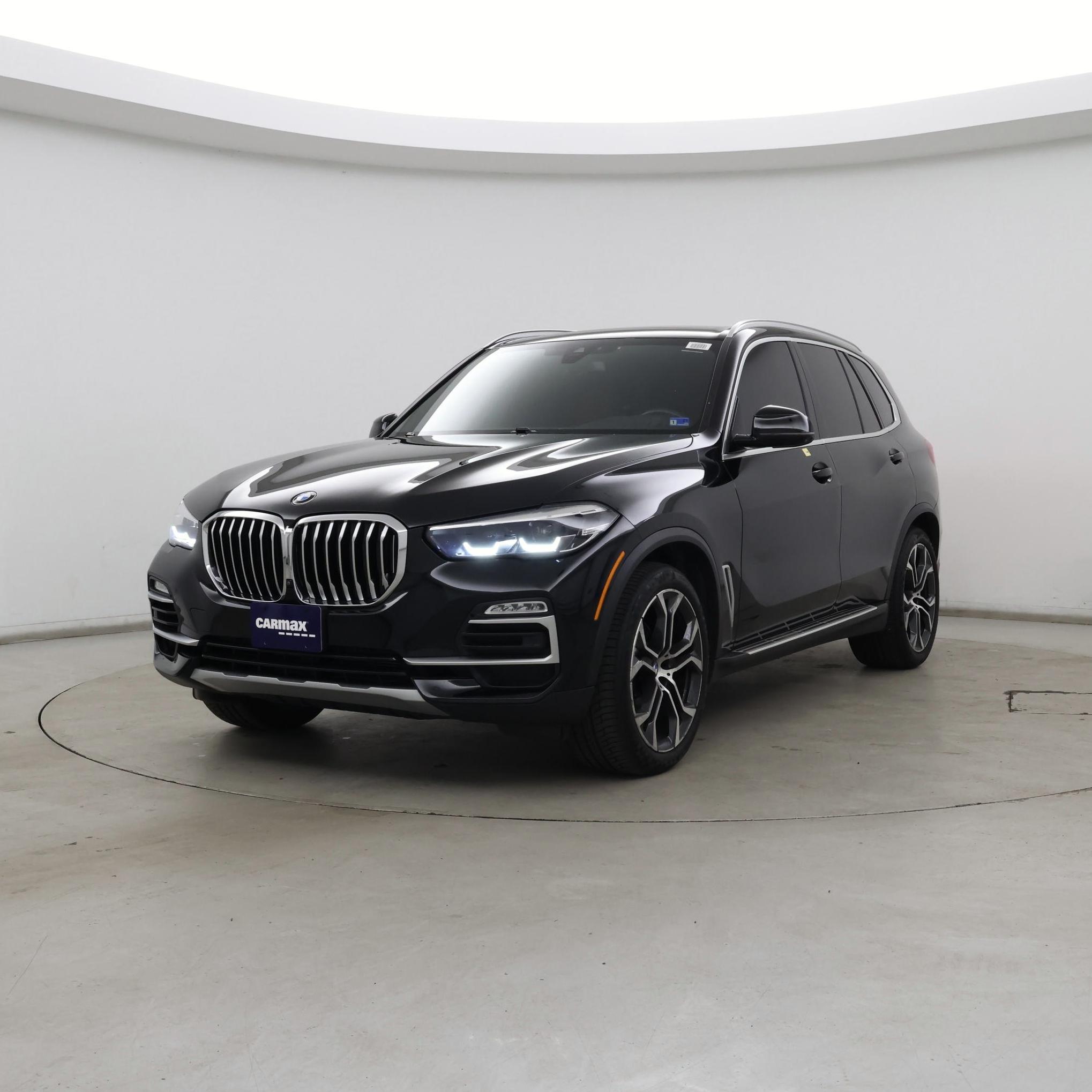 Thumbnail: 2021 BMW X5 - 4