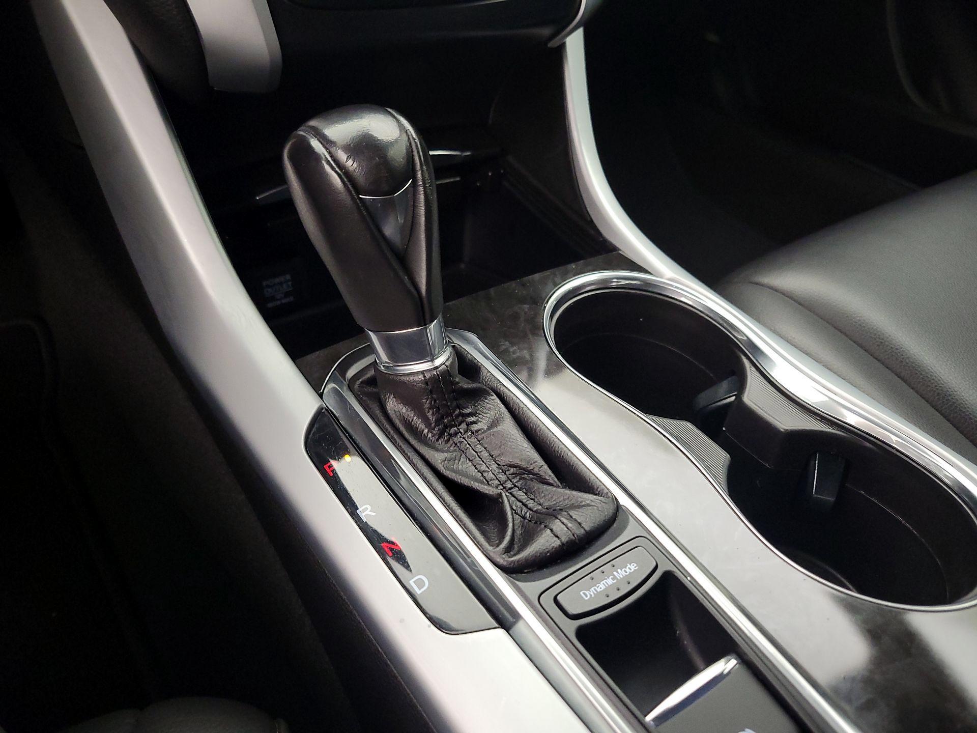 Thumbnail: 2020 Acura TLX - 17