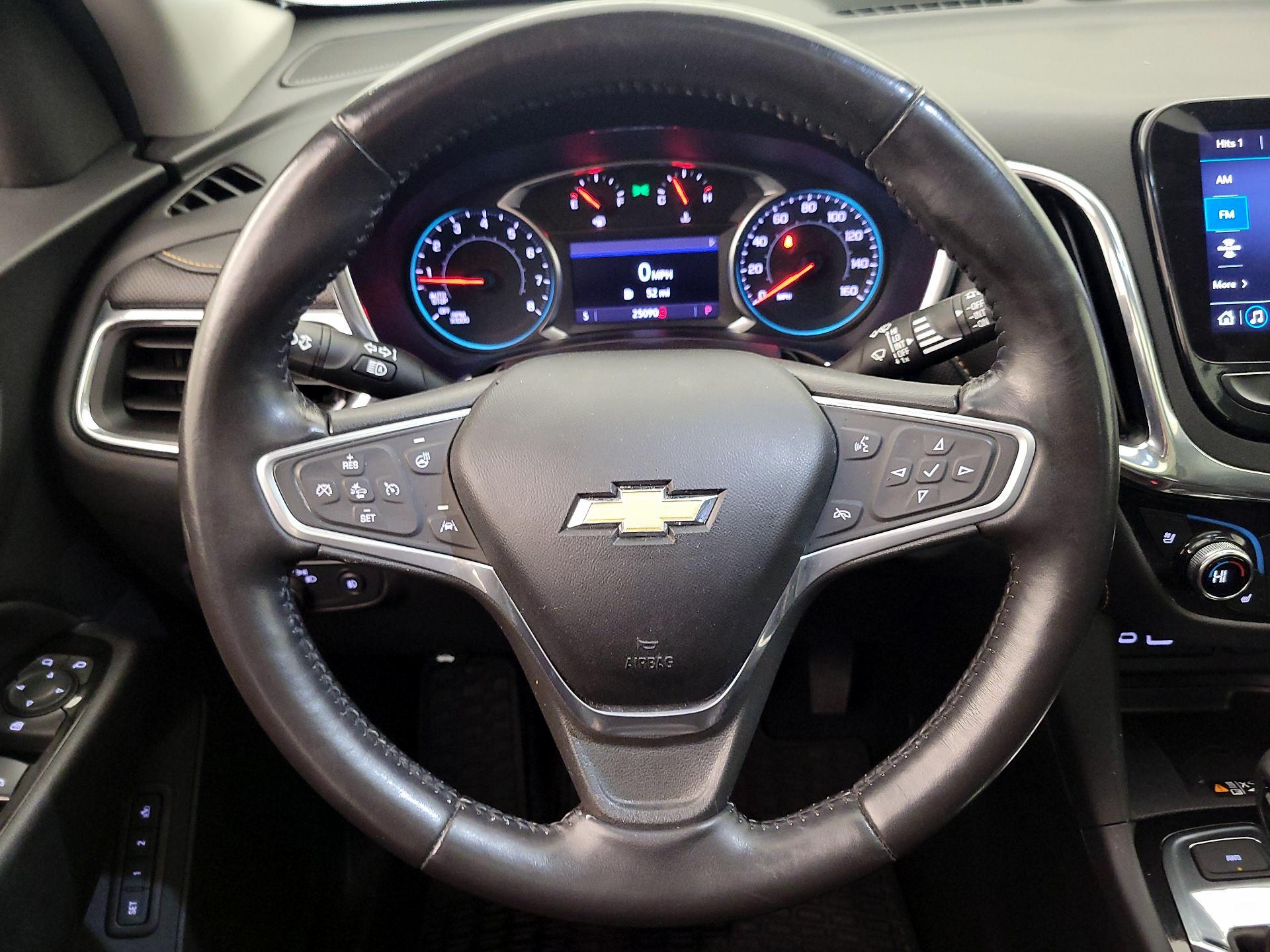 Thumbnail: 2022 Chevrolet Equinox - 10