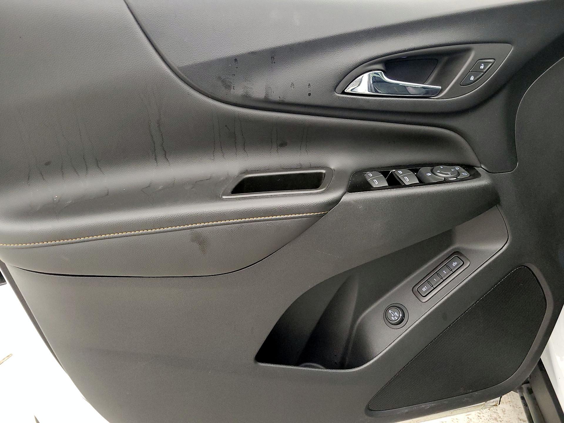 Thumbnail: 2022 Chevrolet Equinox - 12