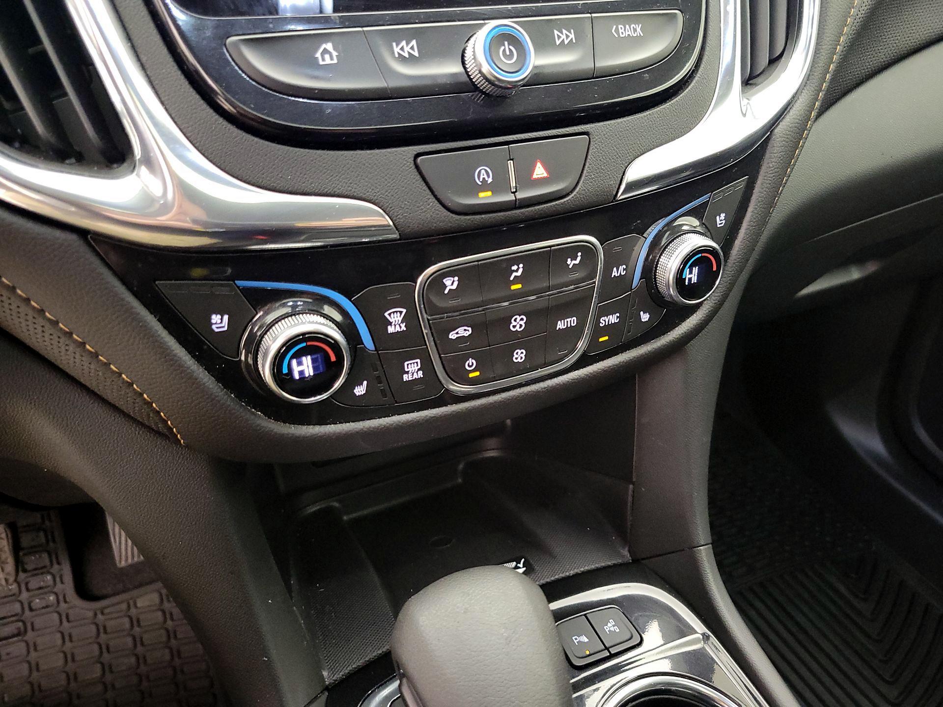 Thumbnail: 2022 Chevrolet Equinox - 16