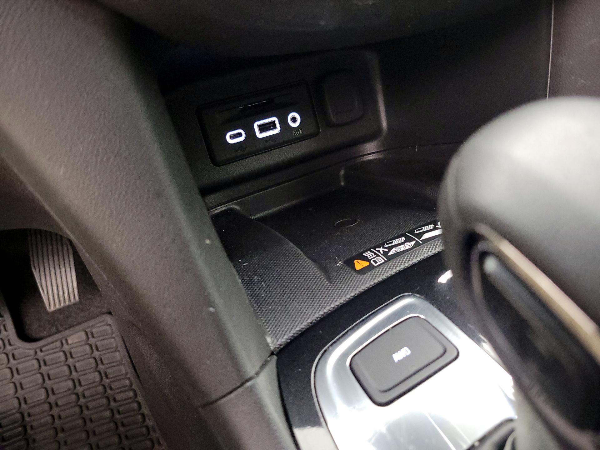 Thumbnail: 2022 Chevrolet Equinox - 18