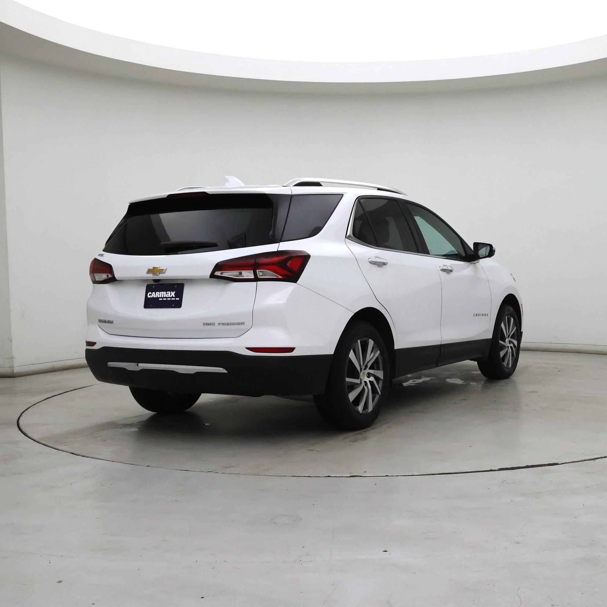 Thumbnail: 2022 Chevrolet Equinox - 8