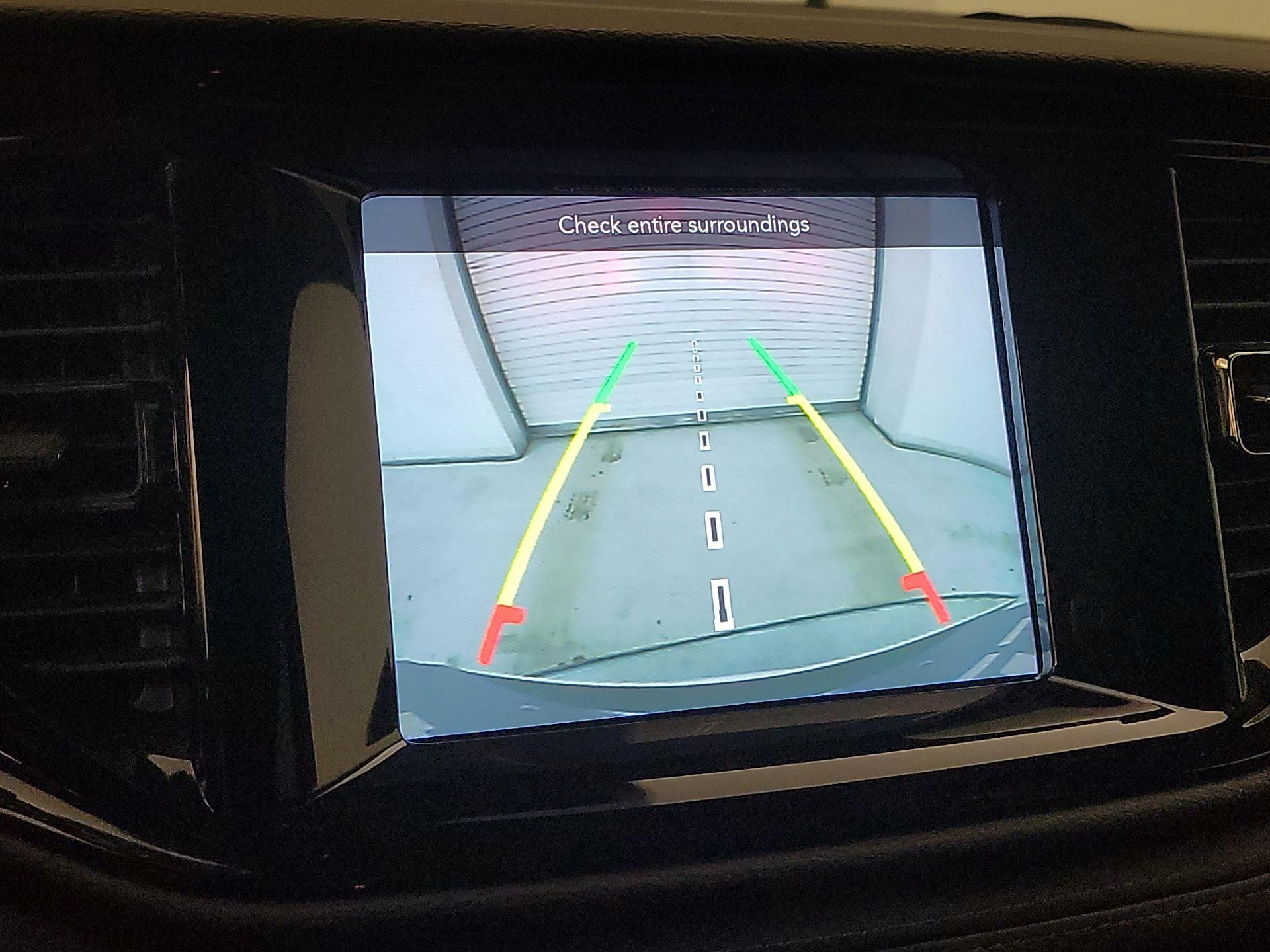 Thumbnail: 2022 Dodge Durango - 14