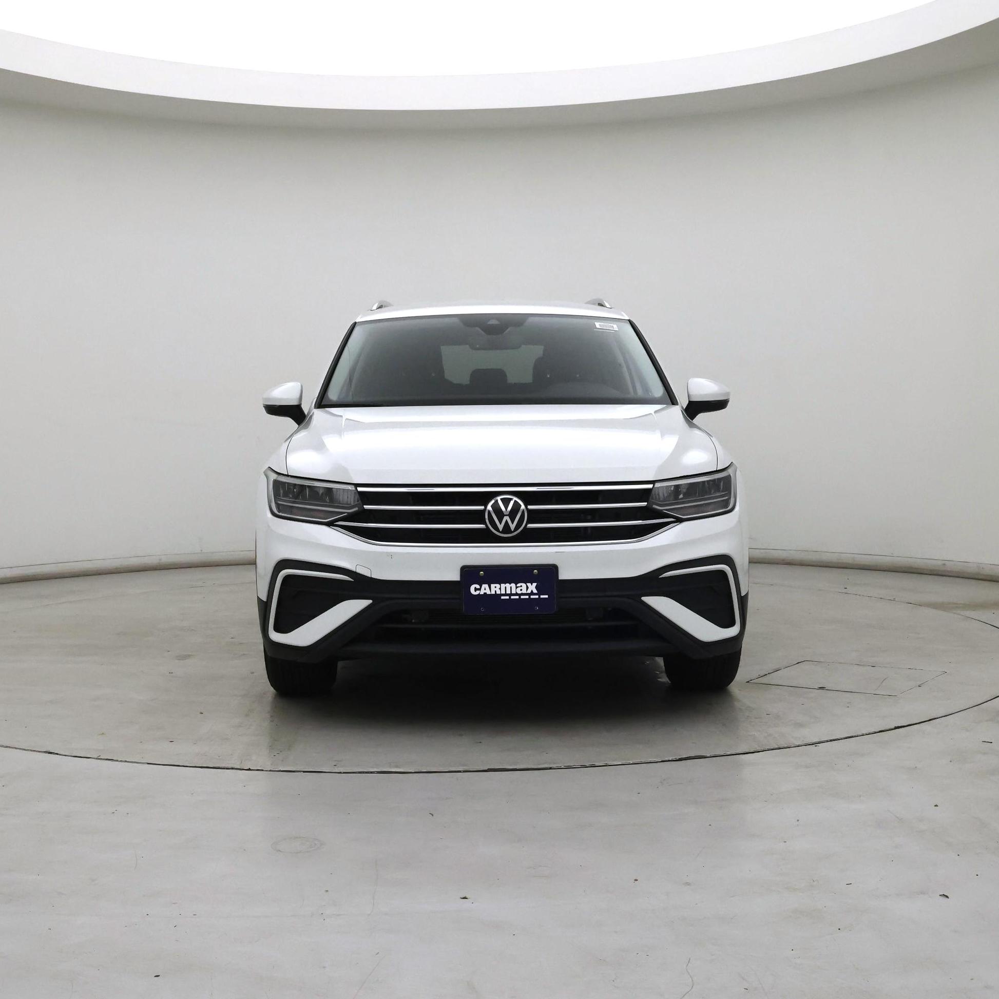 Thumbnail: 2022 Volkswagen Tiguan - 5