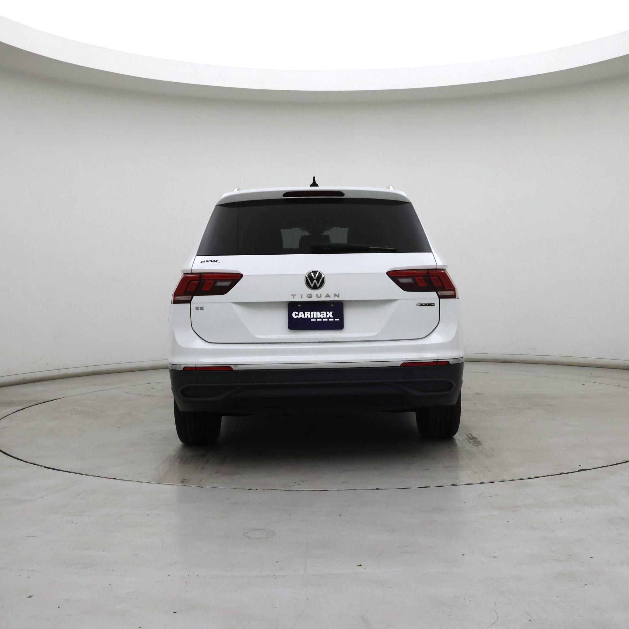 Thumbnail: 2022 Volkswagen Tiguan - 6