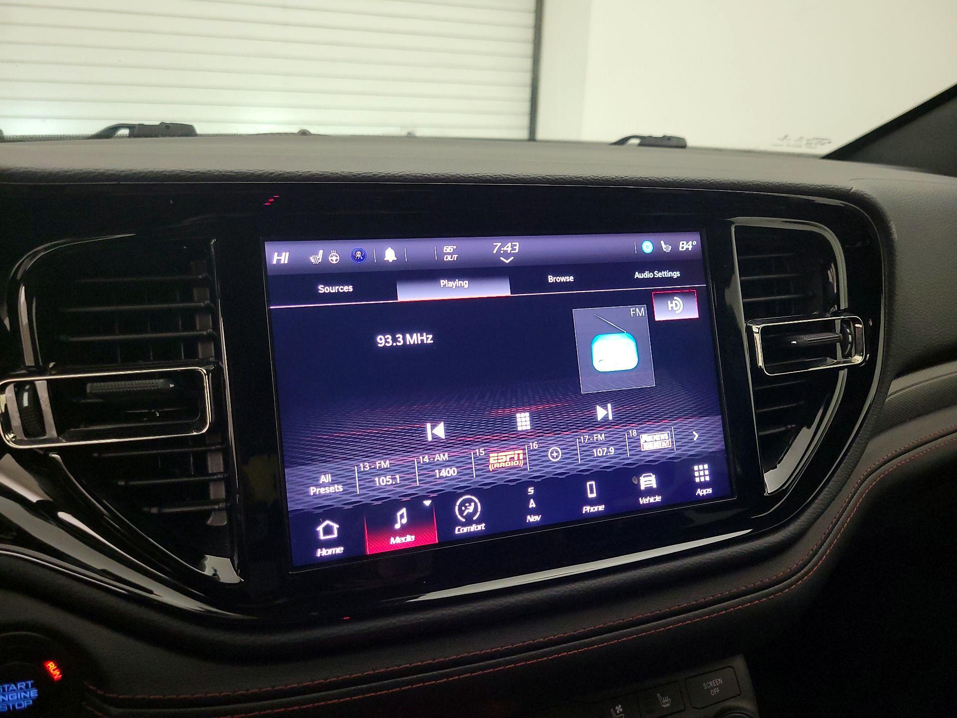 Thumbnail: 2022 Dodge Durango - 15