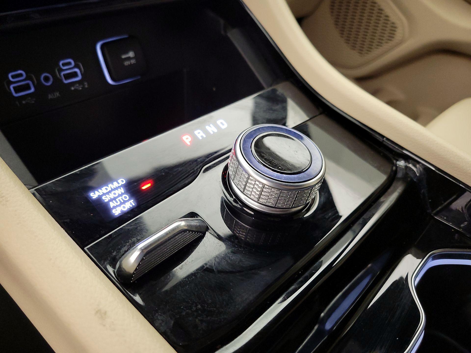 Thumbnail: 2023 Jeep Grand Cherokee L - 17