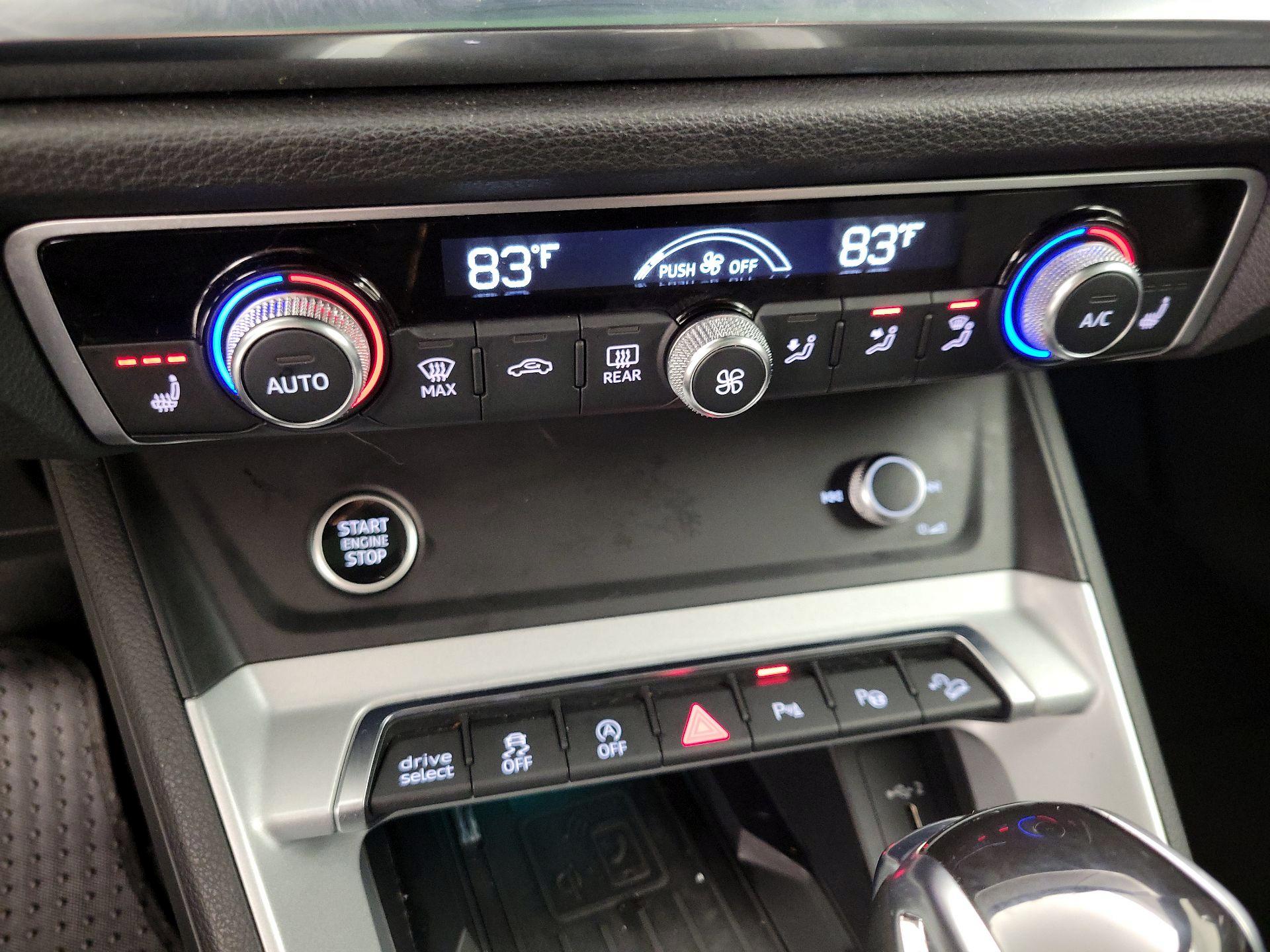 Thumbnail: 2021 Audi Q3 - 16