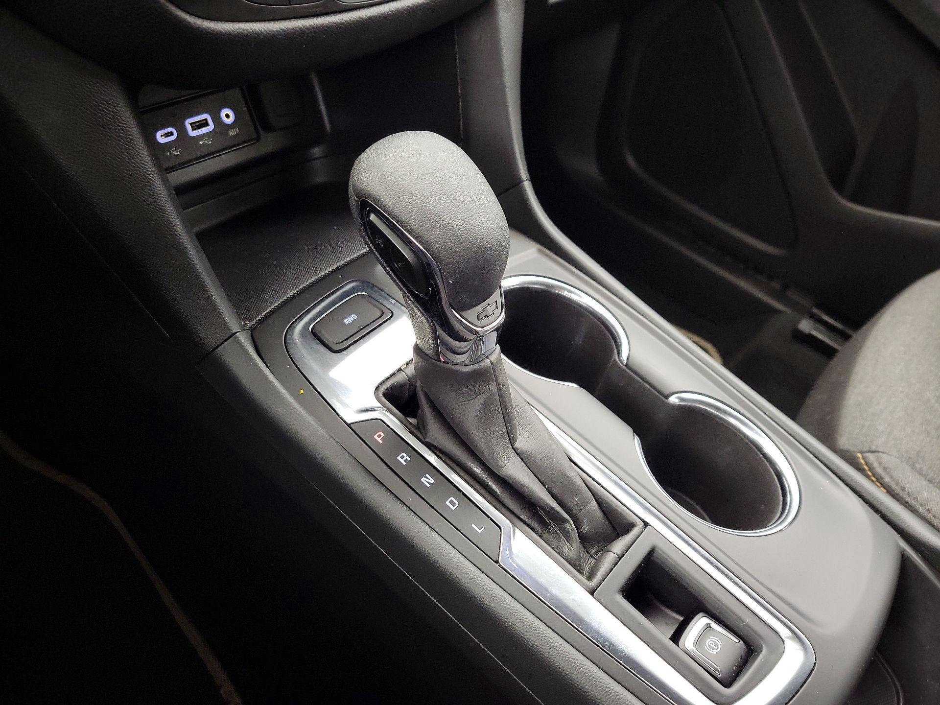 Thumbnail: 2023 Chevrolet Equinox - 17