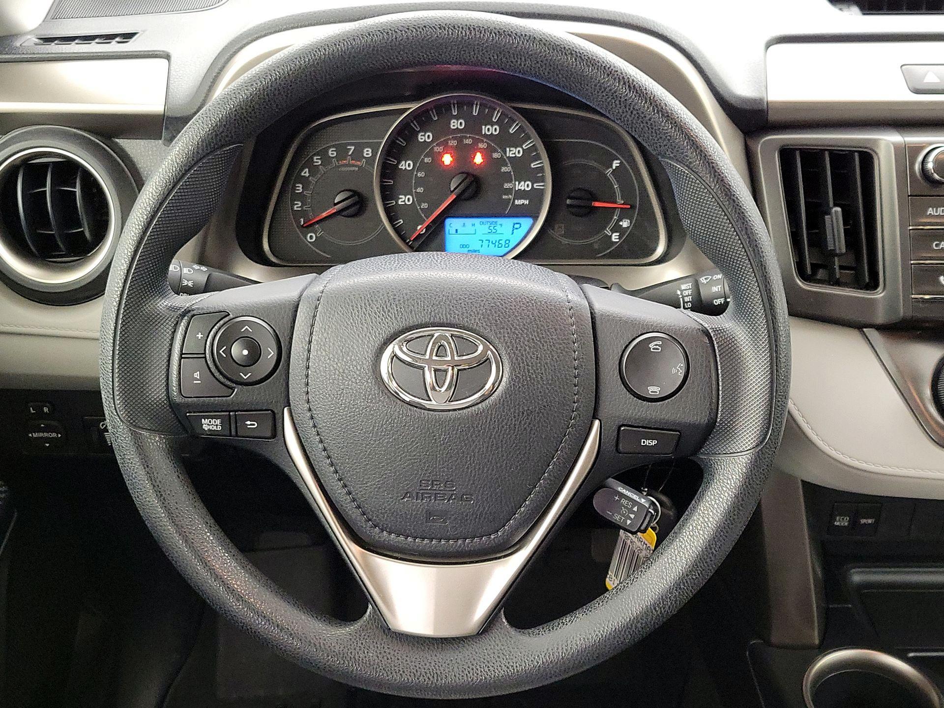 Thumbnail: 2015 Toyota RAV4 - 10