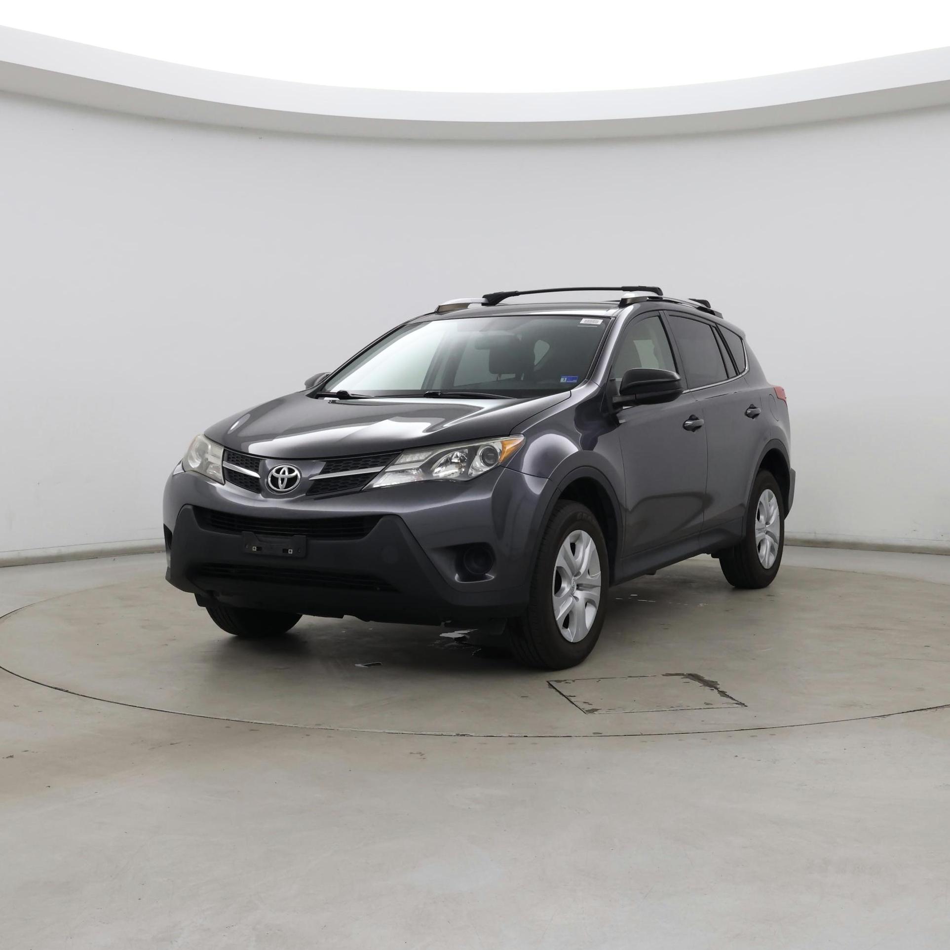 Thumbnail: 2015 Toyota RAV4 - 4