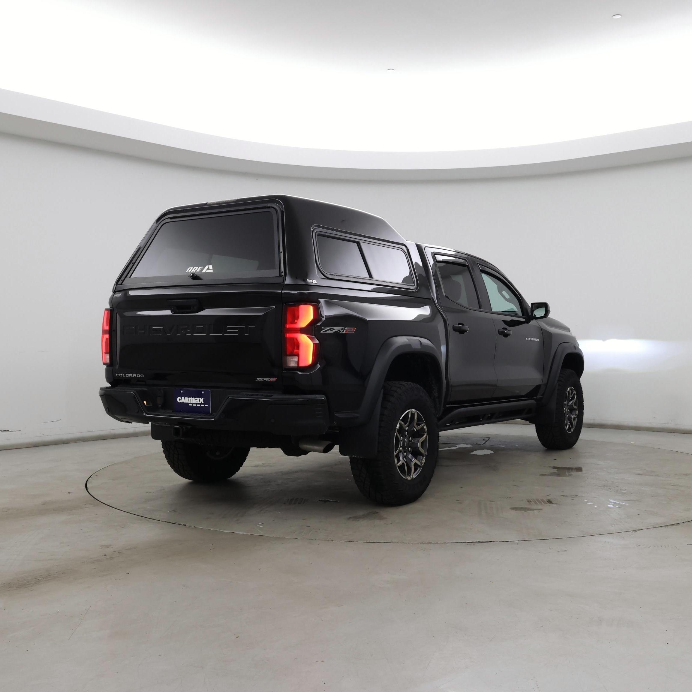 Thumbnail: 2024 Chevrolet Colorado - 8